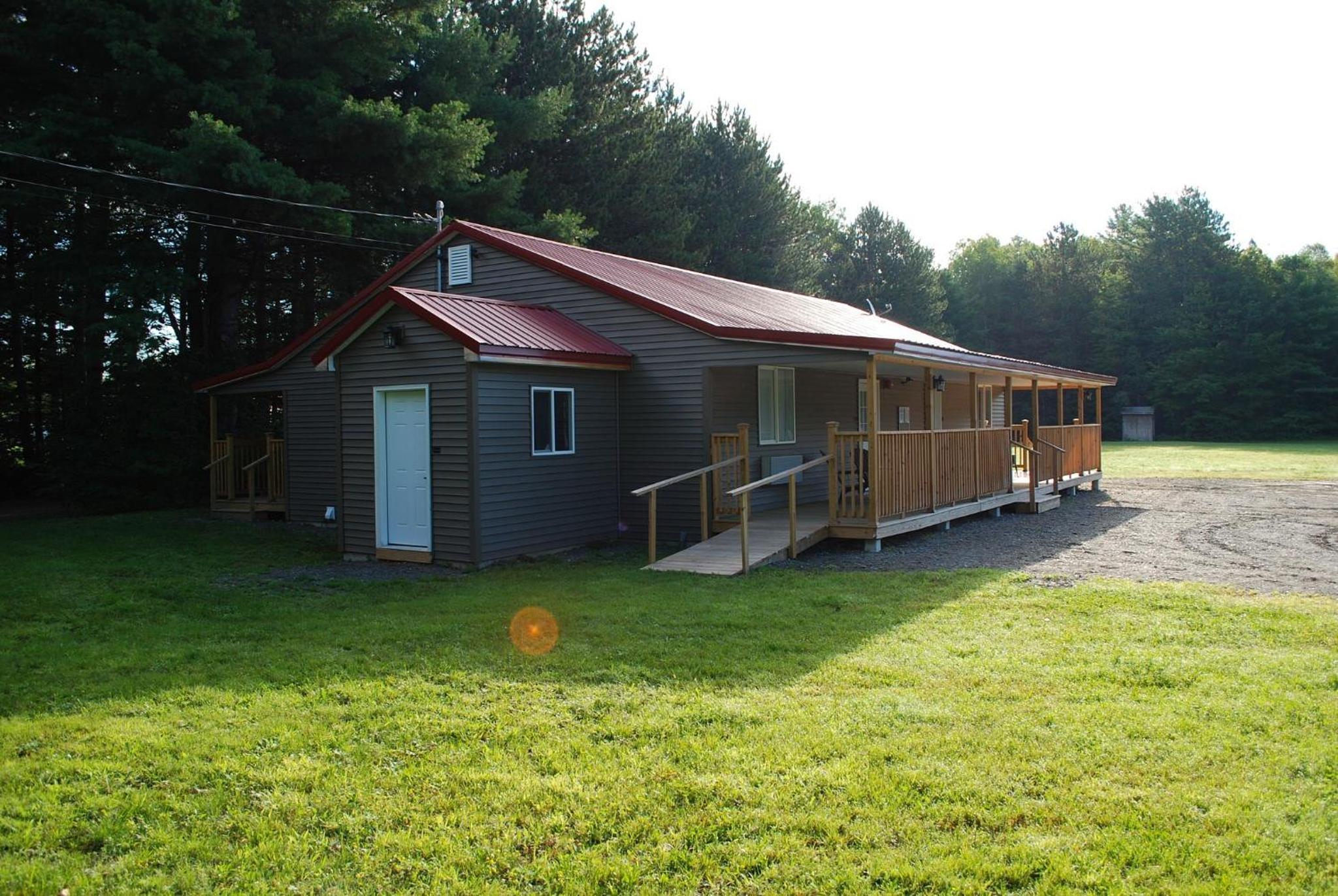 Abbot Trailside Lodging