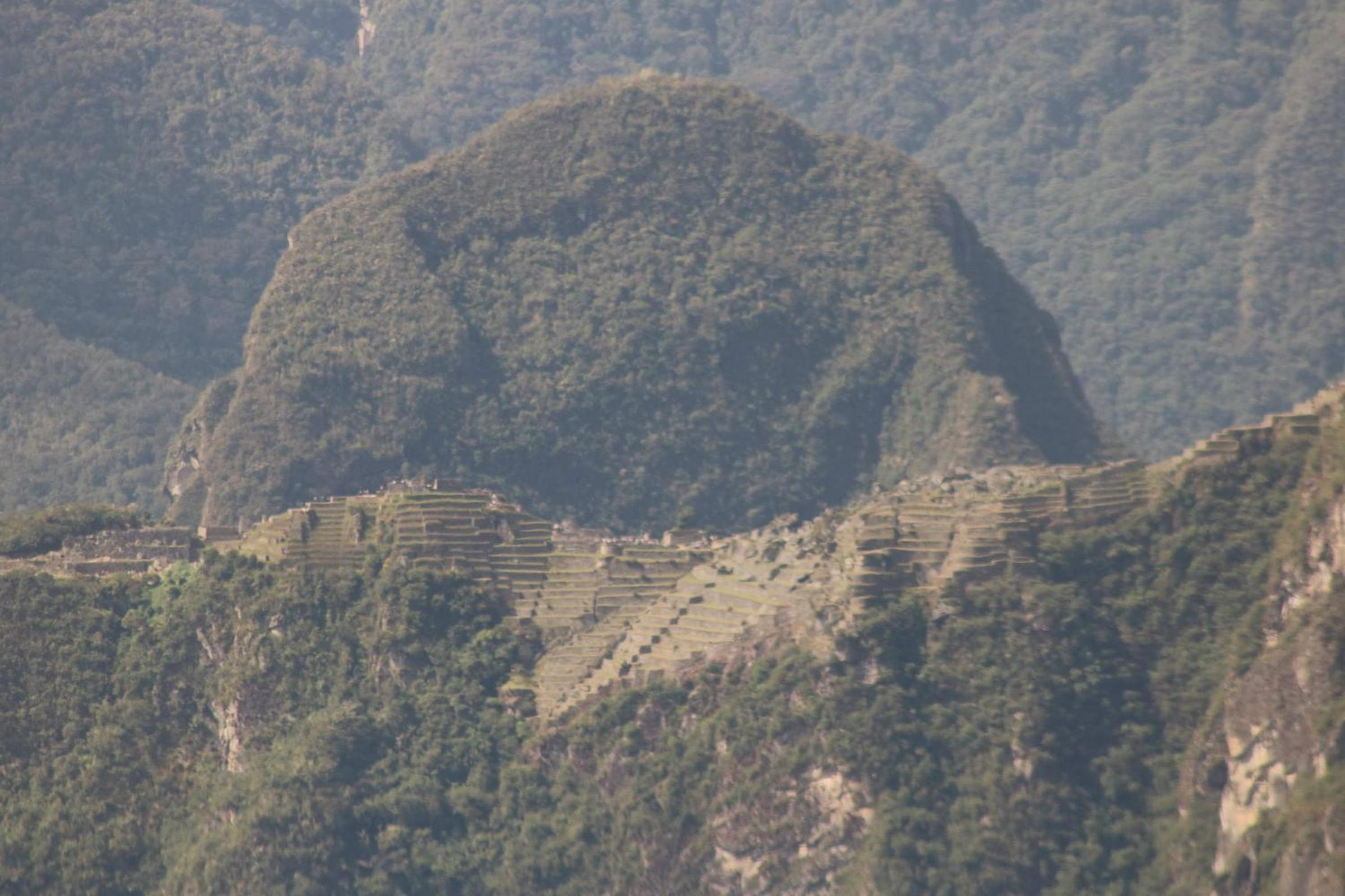 Llactapata Lodge overlooking Machu Picchu - camping - restaurant