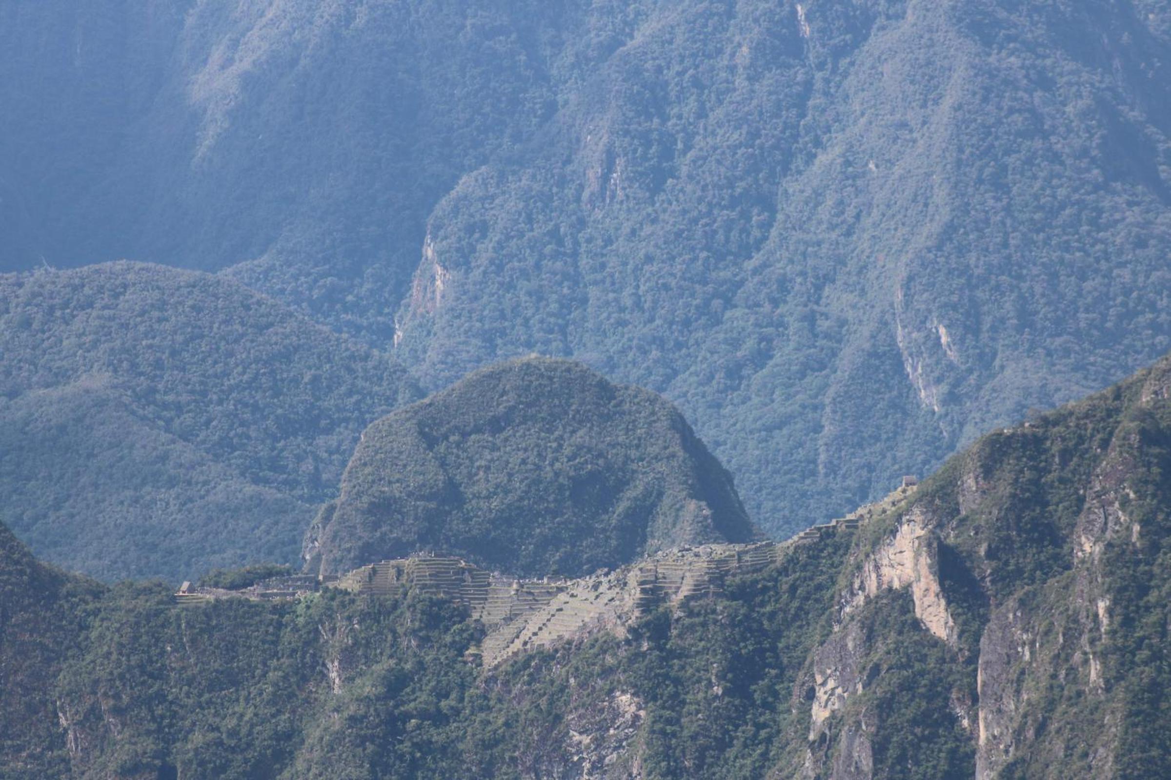 Llactapata Lodge overlooking Machu Picchu - camping - restaurant