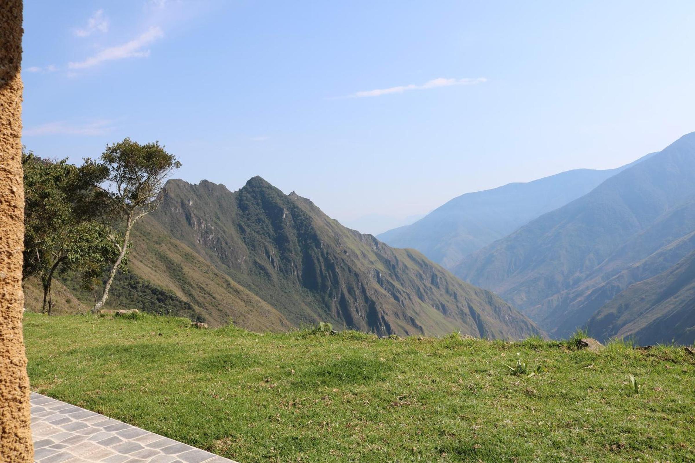 Llactapata Lodge overlooking Machu Picchu - camping - restaurant