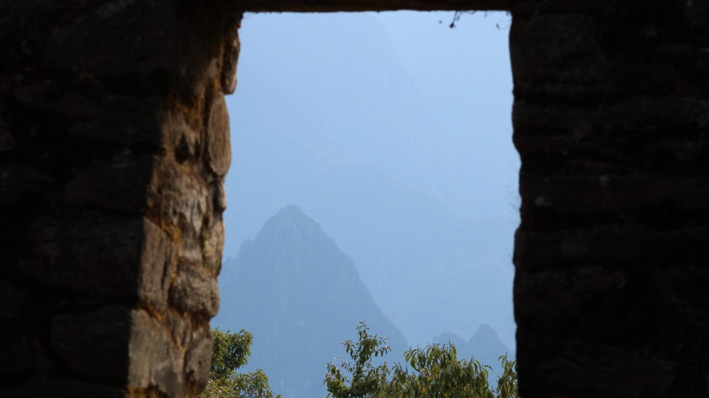 Llactapata Lodge overlooking Machu Picchu - camping - restaurant