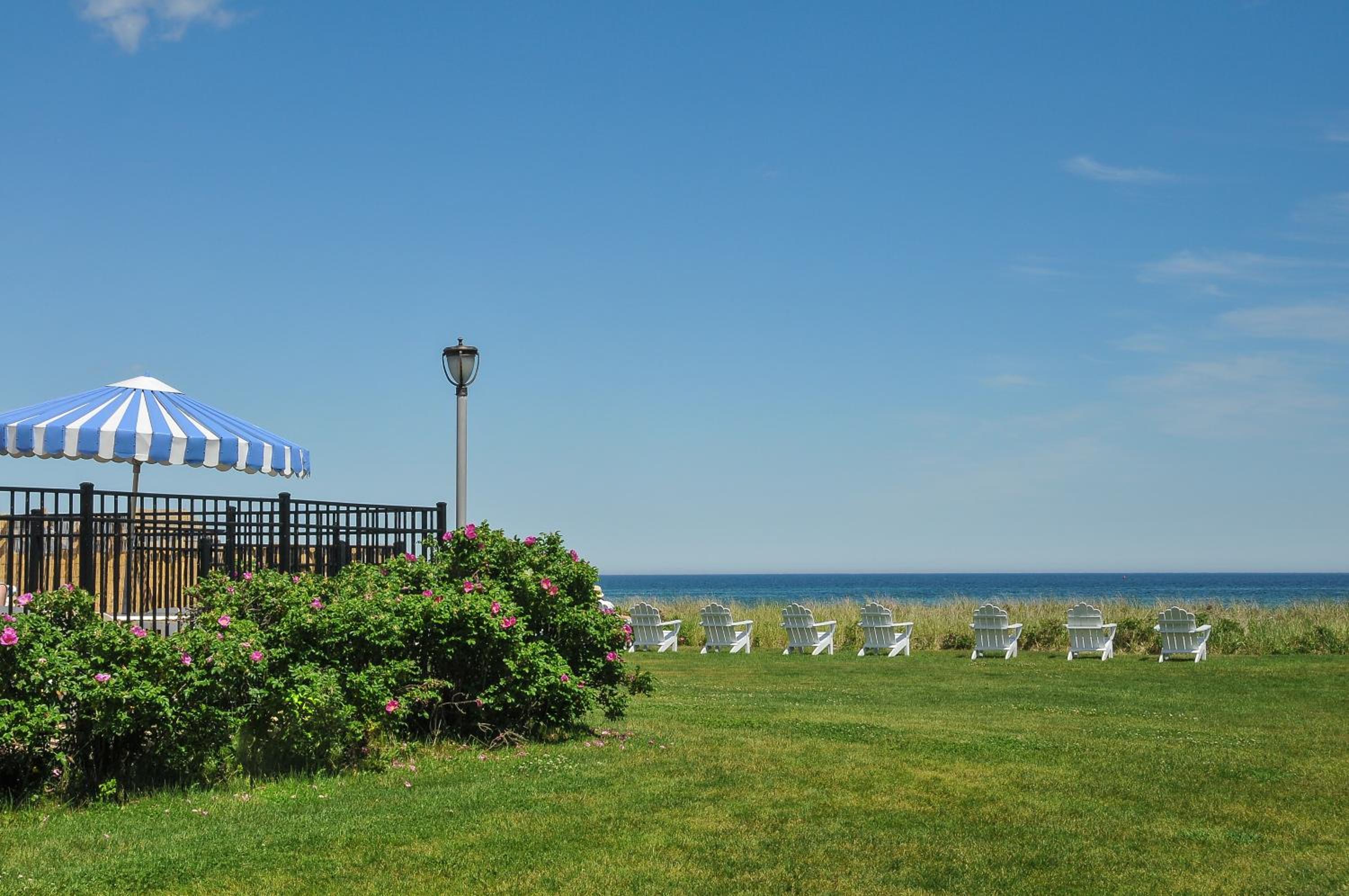Friendship Oceanfront Suites