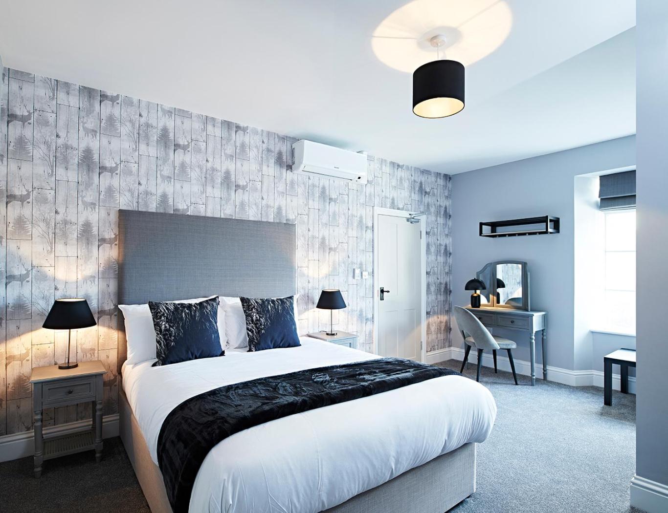 Dorchester Vacations - The Frampton Arms - Property Image 3