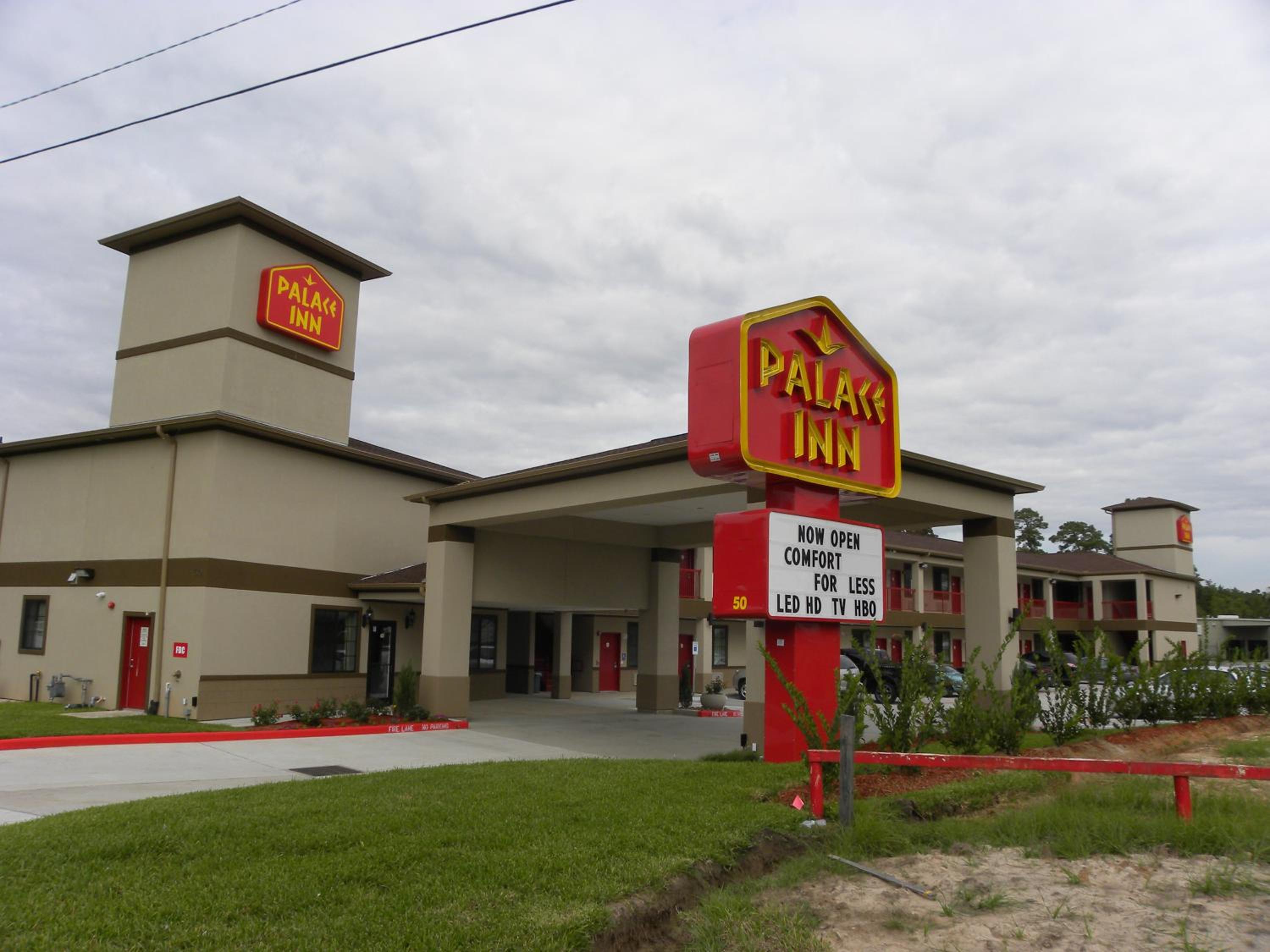 Palace Inn Kingwood - Property Image 11