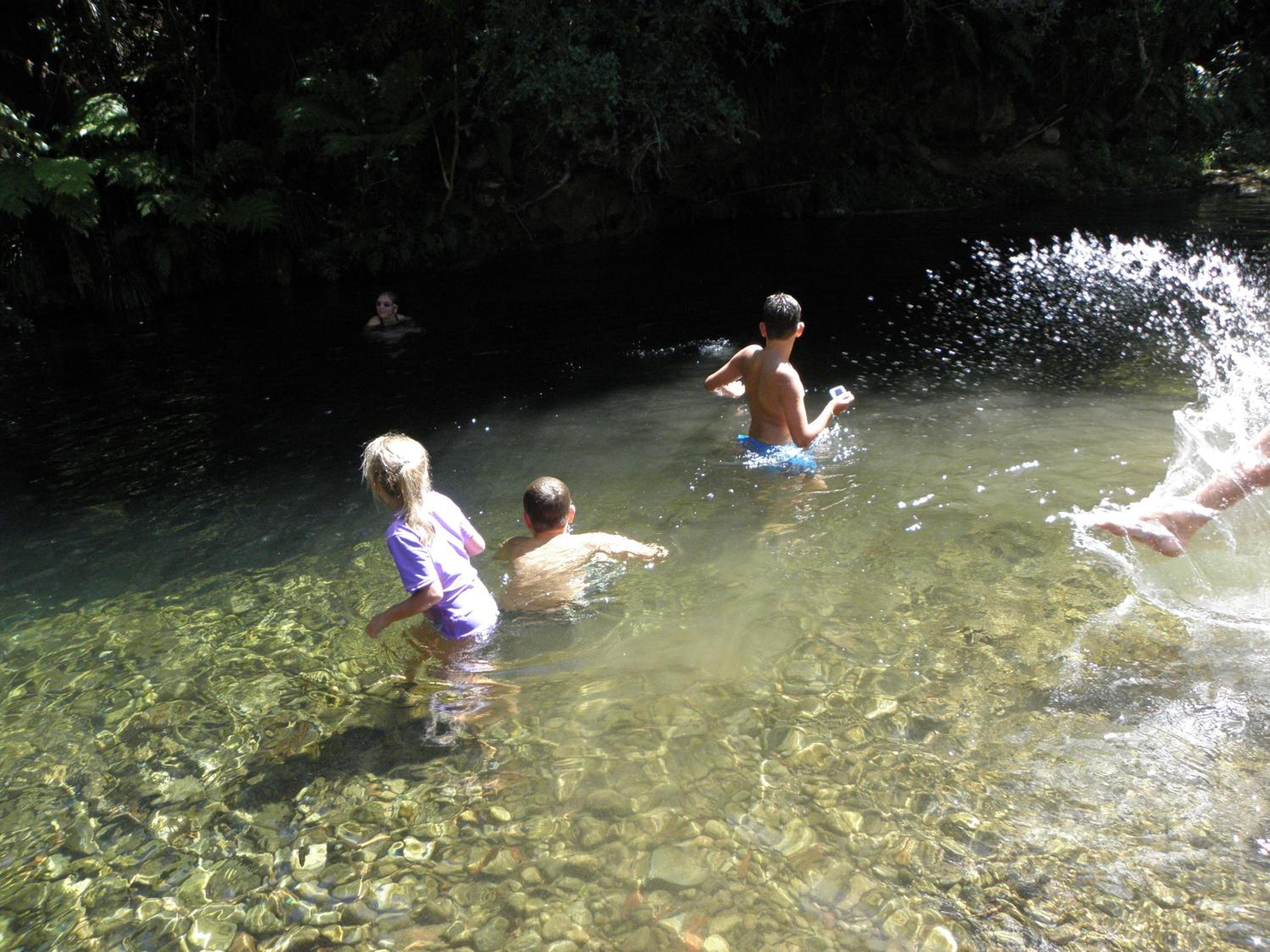 Sapphire Springs Holiday Park and Thermal Pools