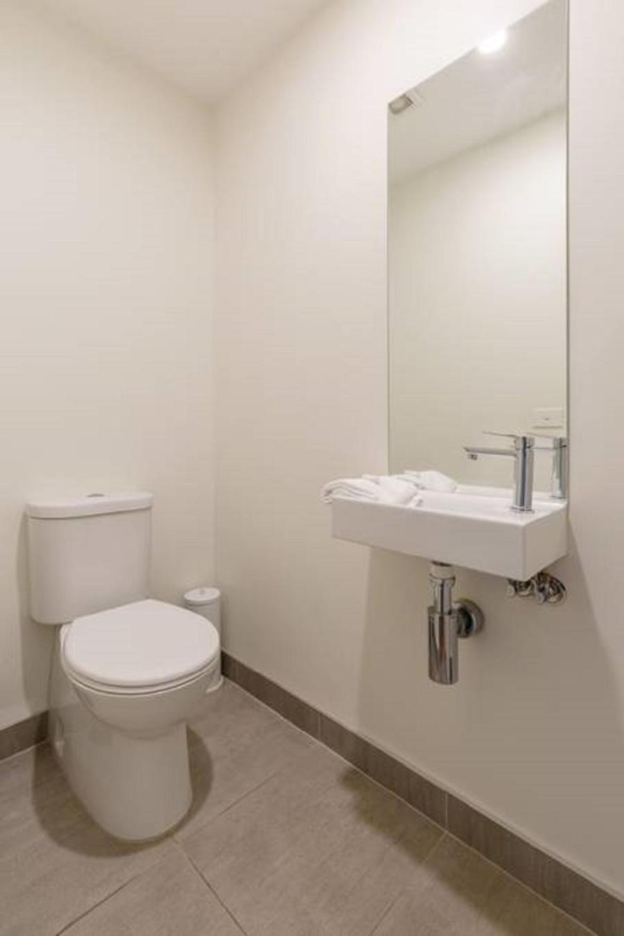 Kangaroo Bay Apartments