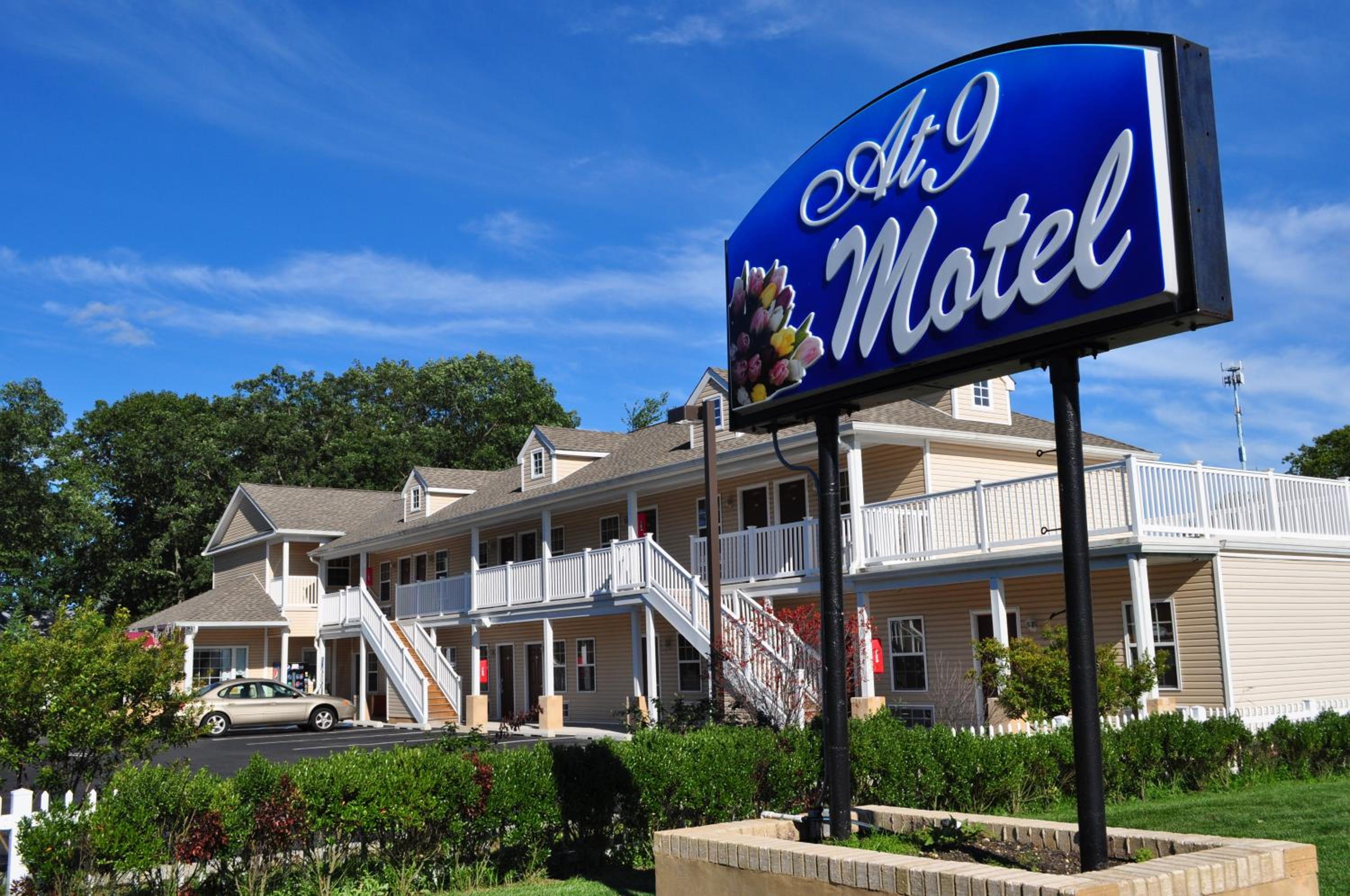 At 9 Motel Near Freehold I-195