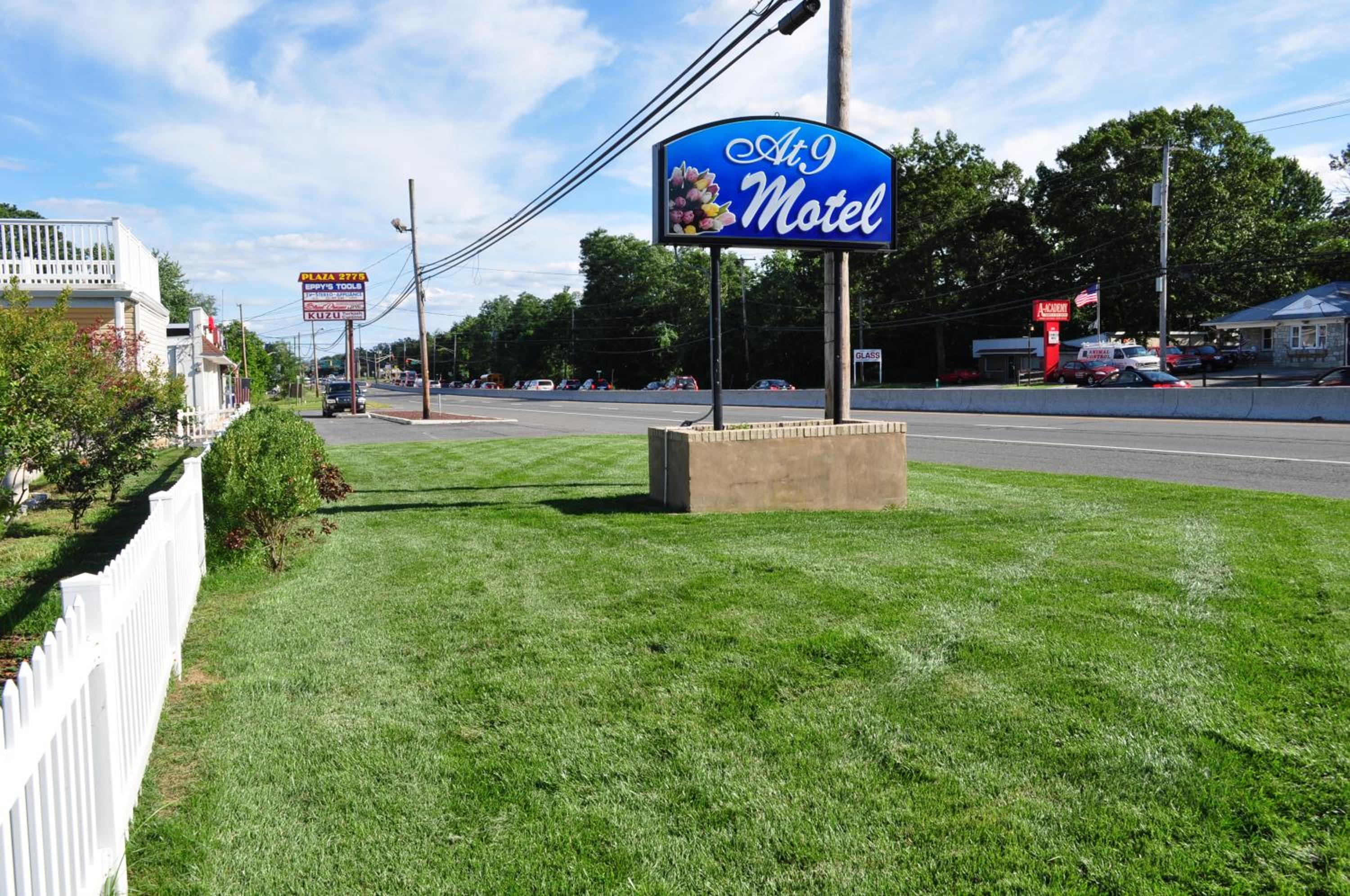 At 9 Motel Near Freehold I-195