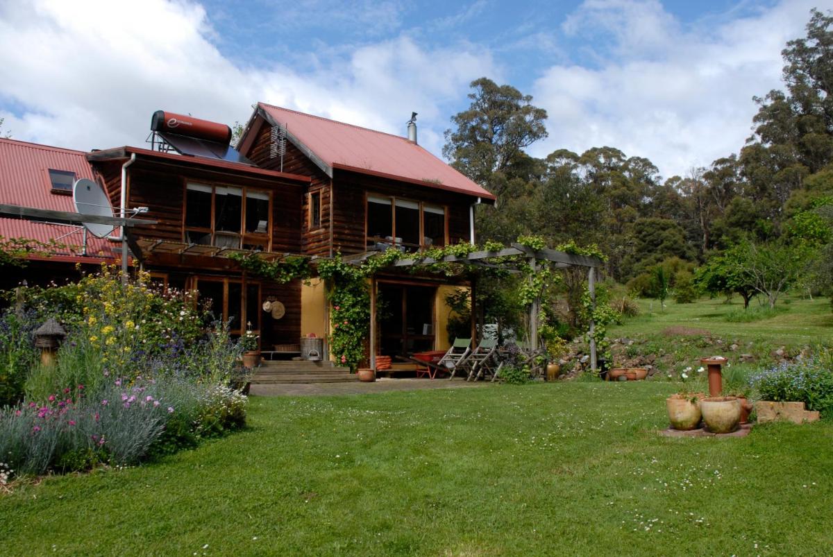 Birdwing Bed and Breakfast Weegena