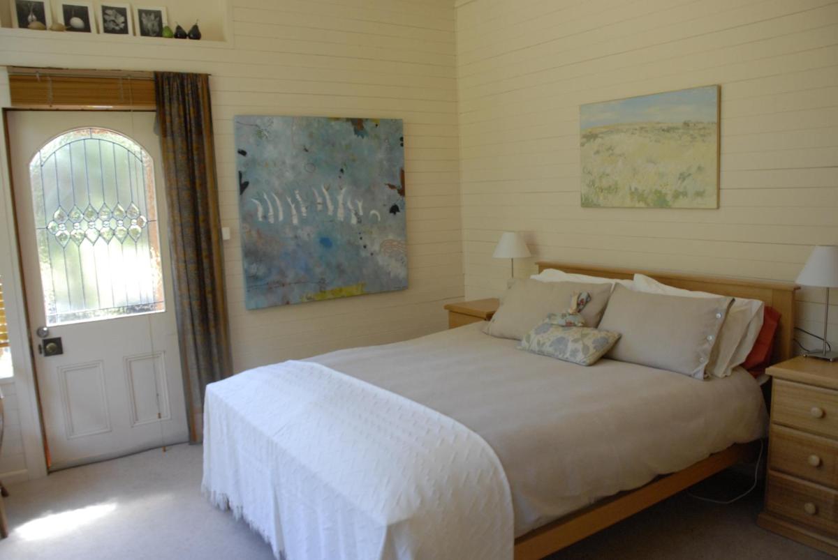 Birdwing Bed and Breakfast Weegena