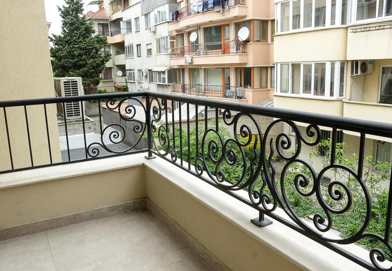 Central Supreme Apartments in Varna