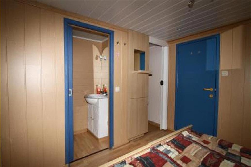 Studio Dahlia 2p