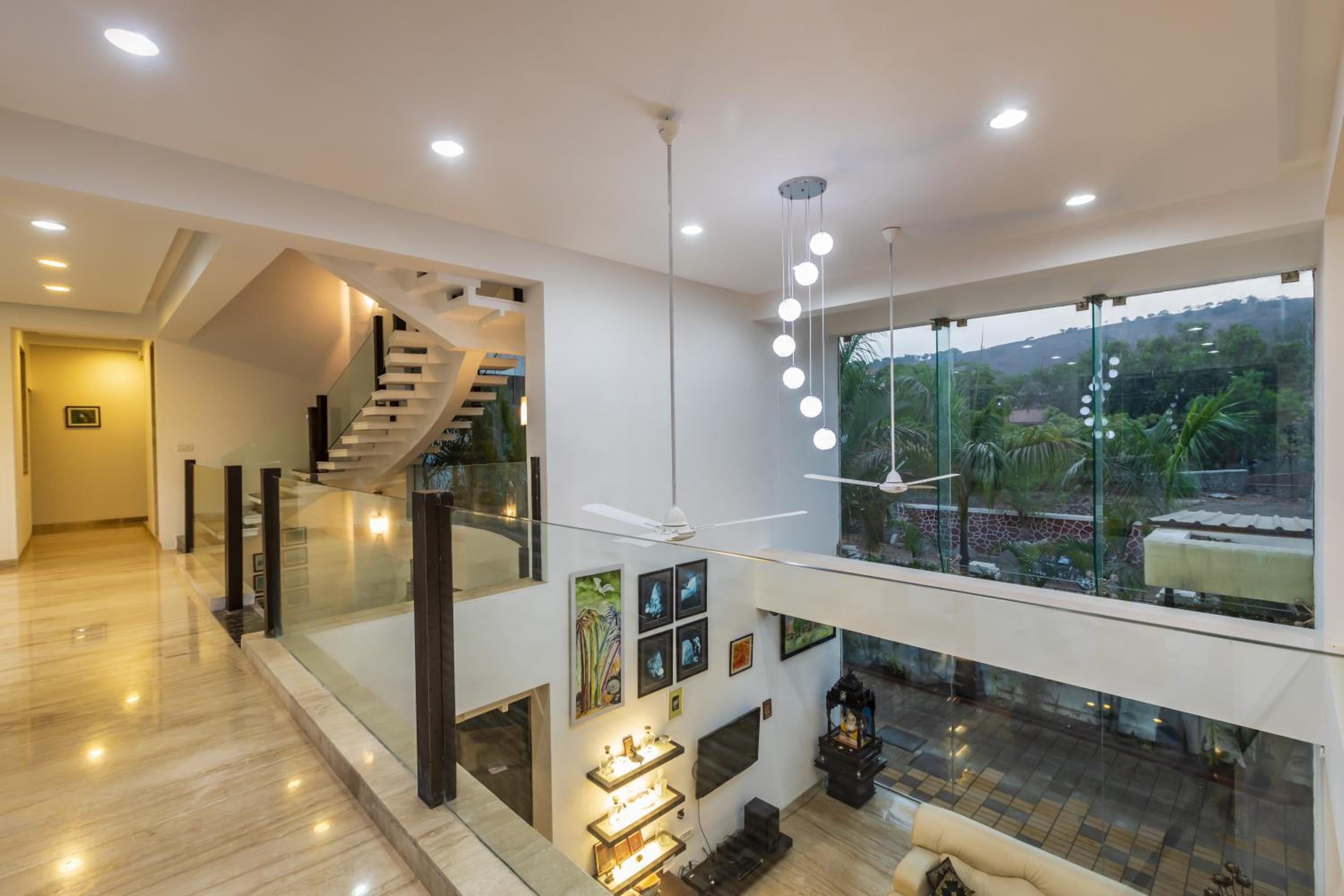 SaffronStays Vedanta - 5BR luxury villa with plunge pool, game zone, lawn & Tungarli Lake nearby view 2