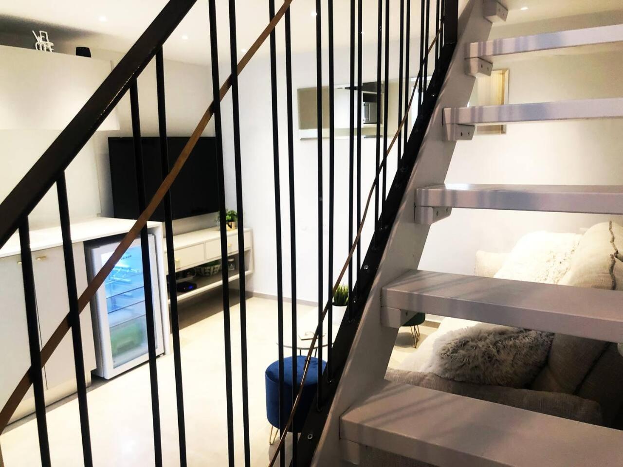 Dreamy Loft Apt. 2Min Walk To The Beach+Netflix view 4