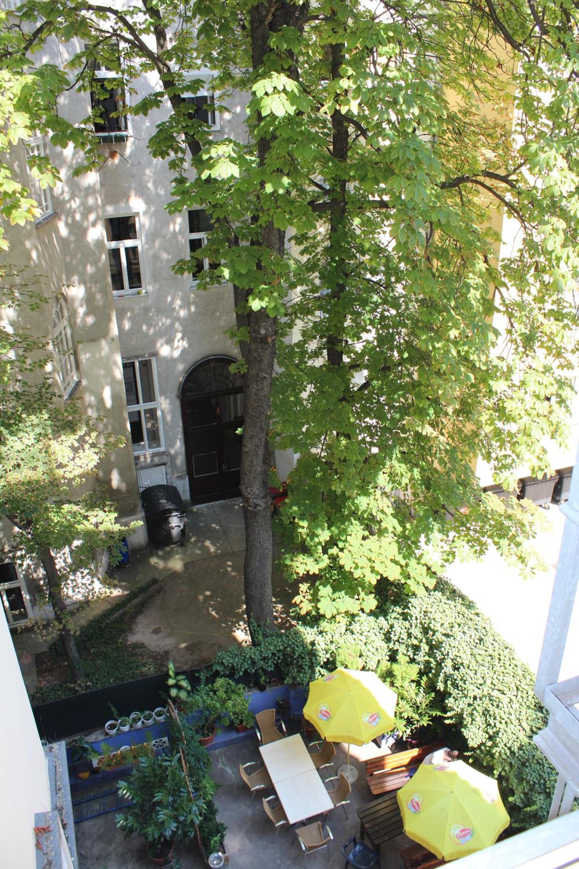 Westend City Hostel