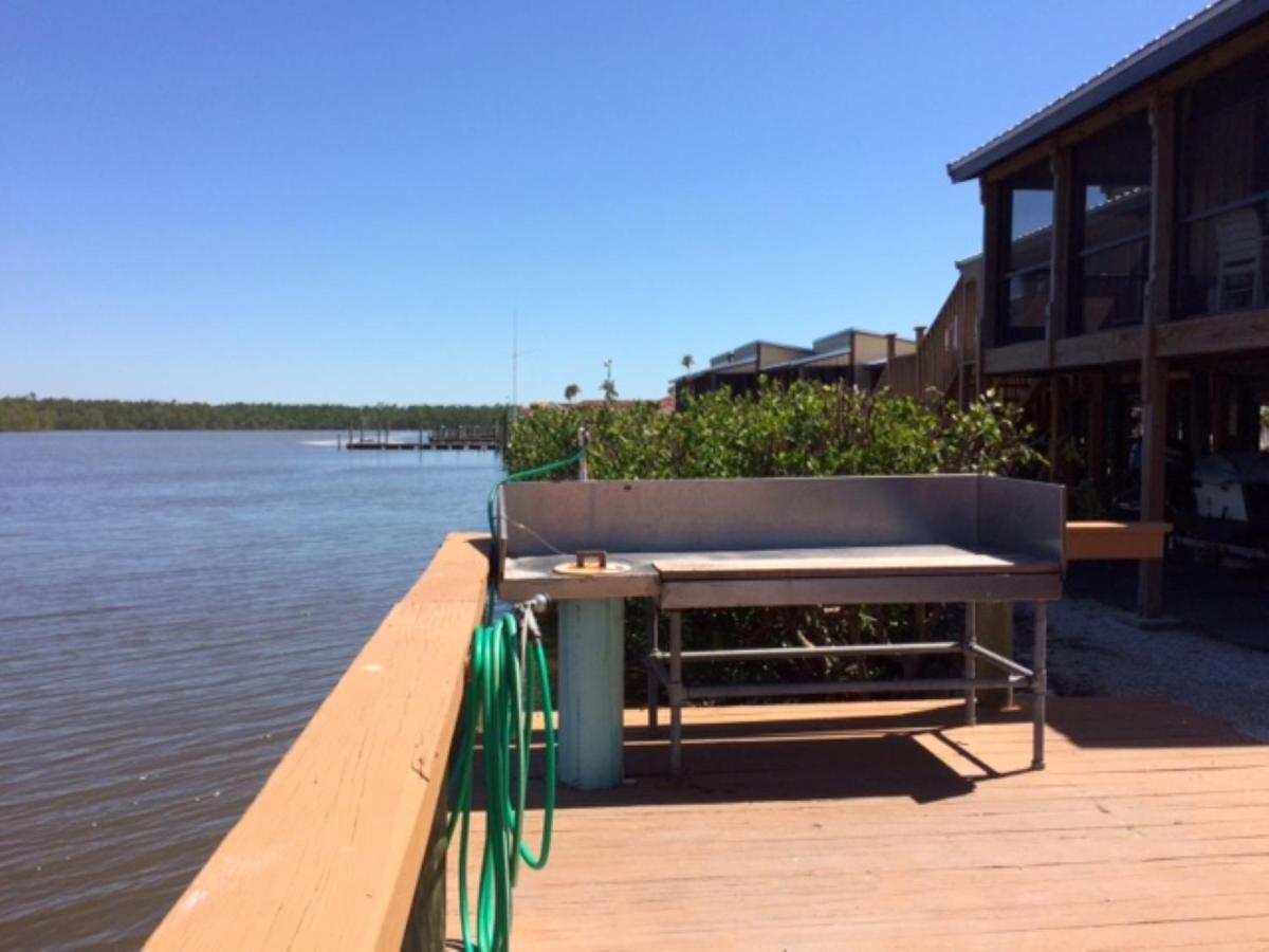 River Wilderness Waterfront Cabins