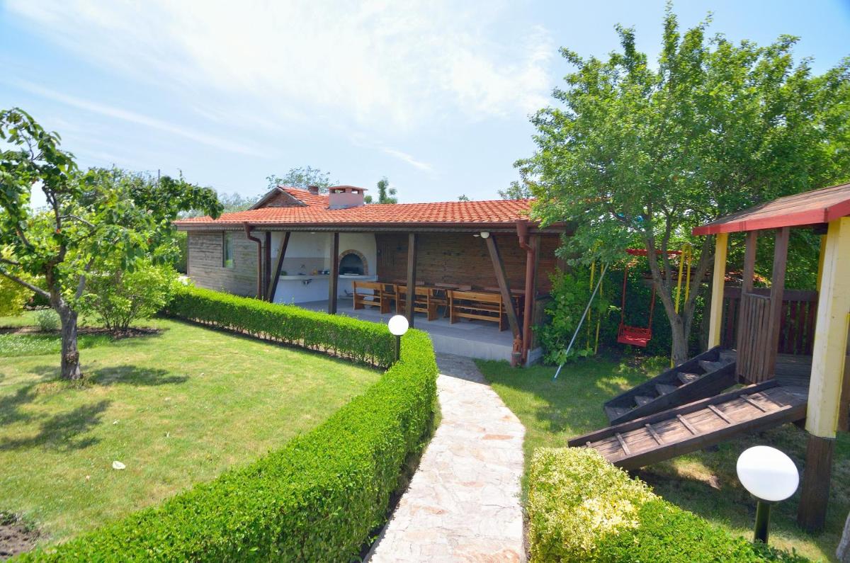 Sunny Hills Villas