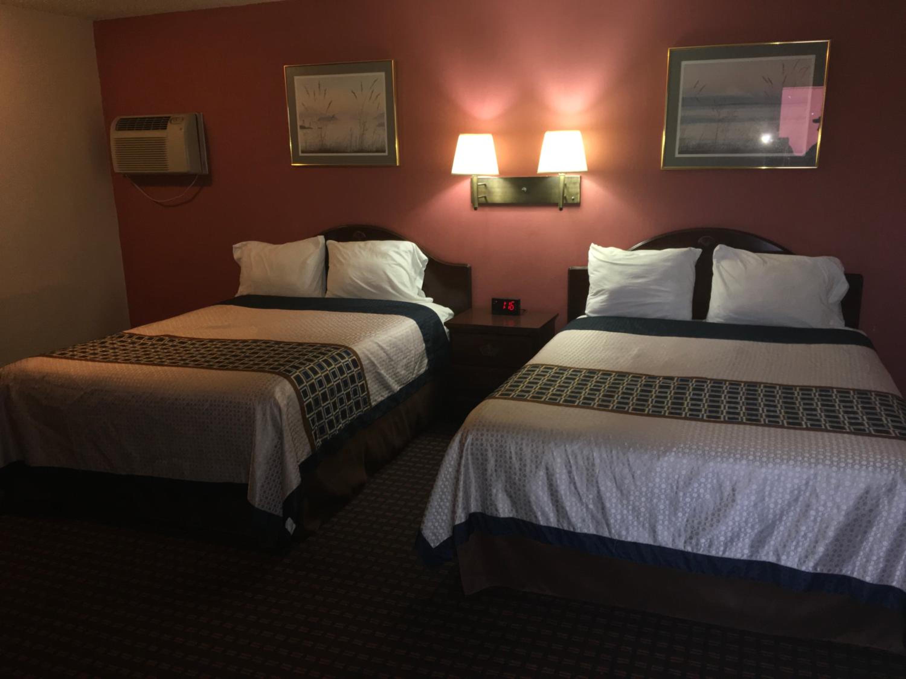 Liberal Vacations - Budget Inn Lafonda Motel - Property Image 9