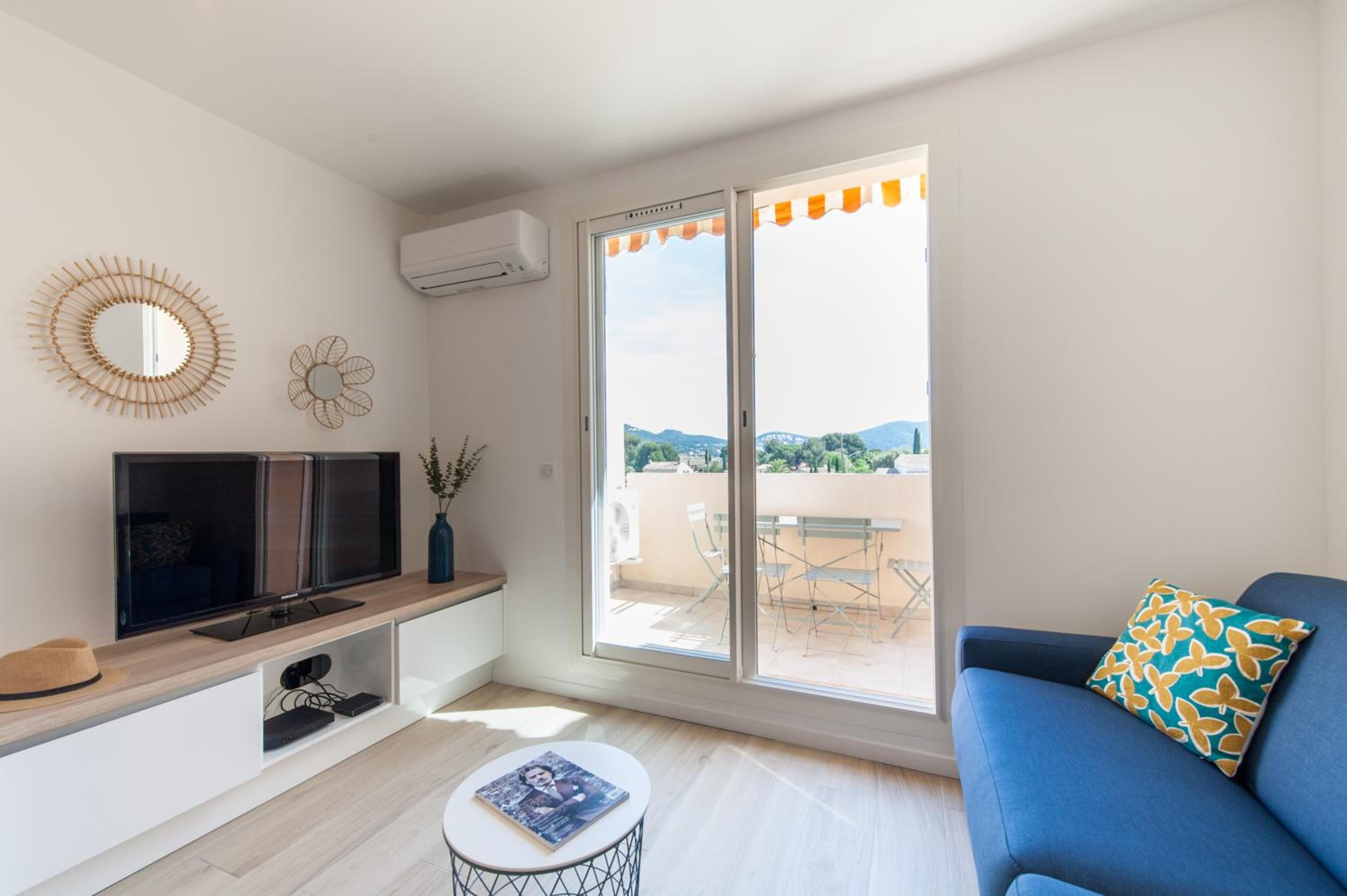 Studio del Sol view 3