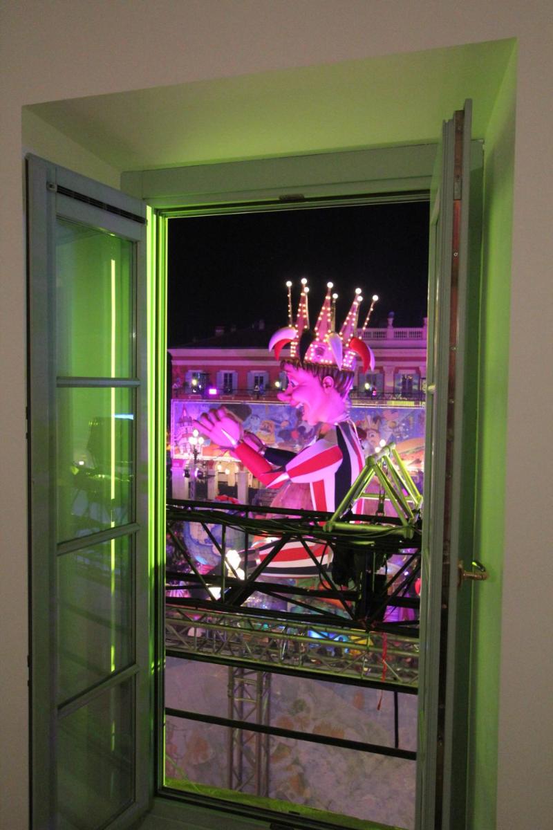 balcony