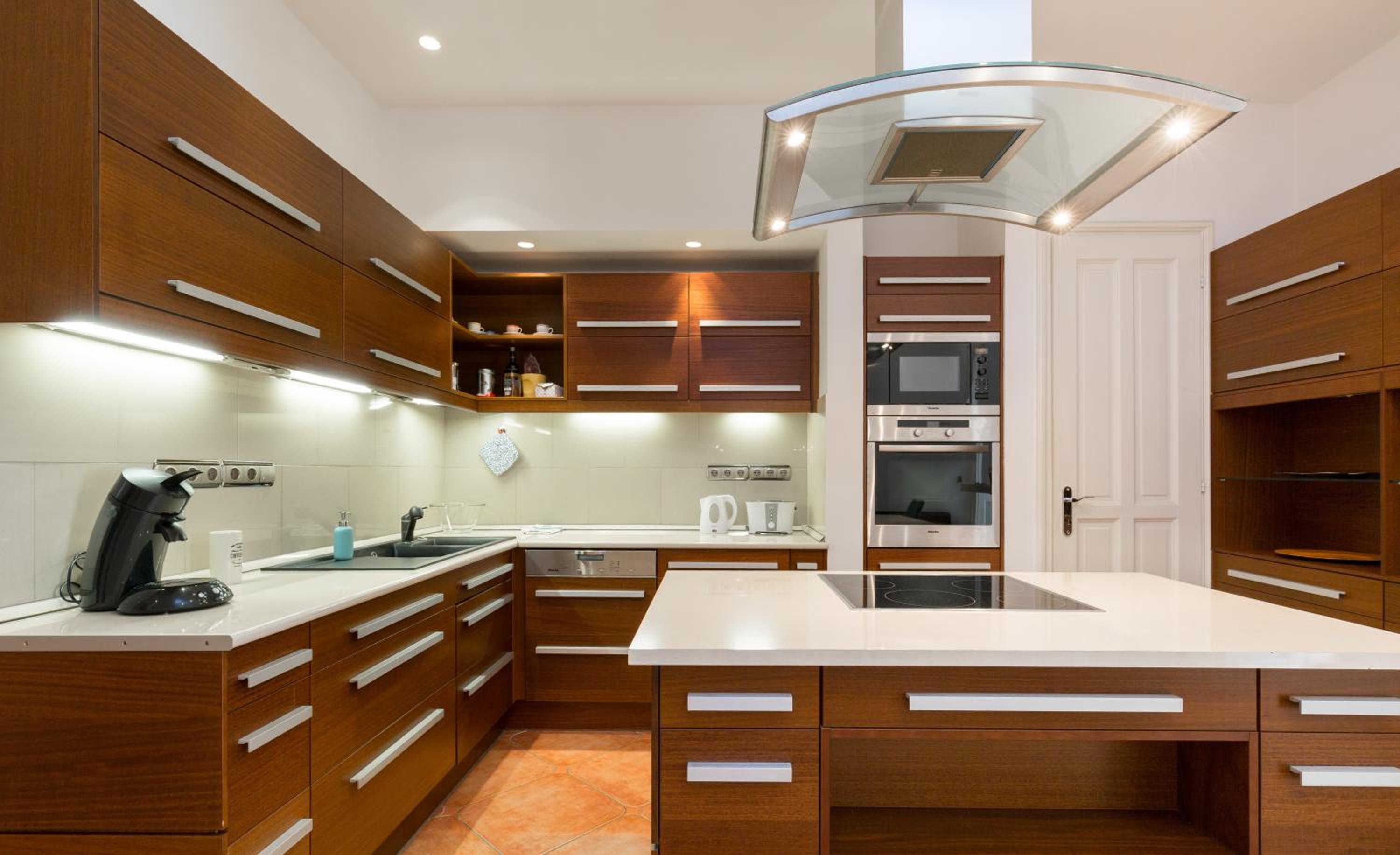 Luxury central Apartment view 2