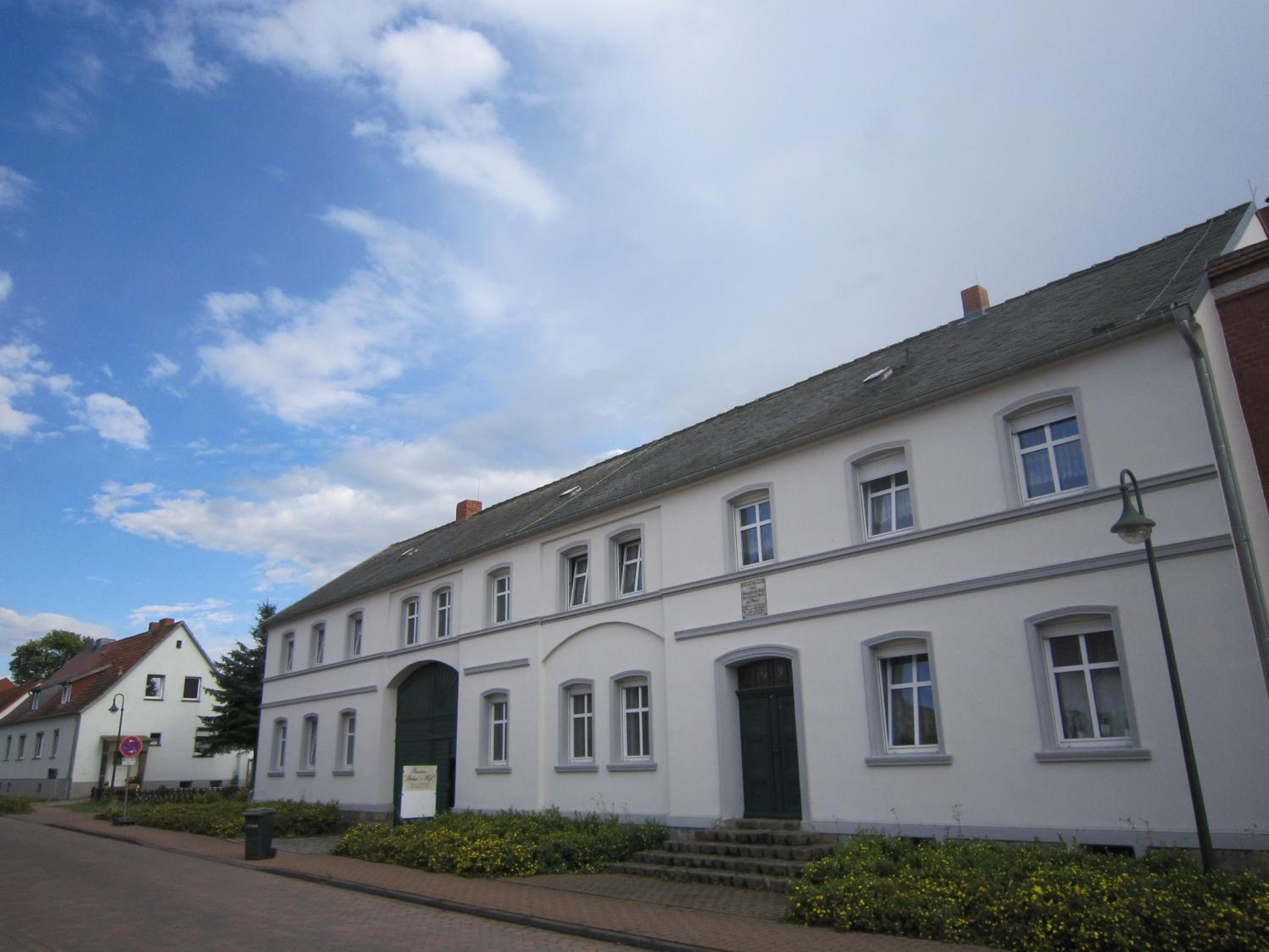 Photo 8