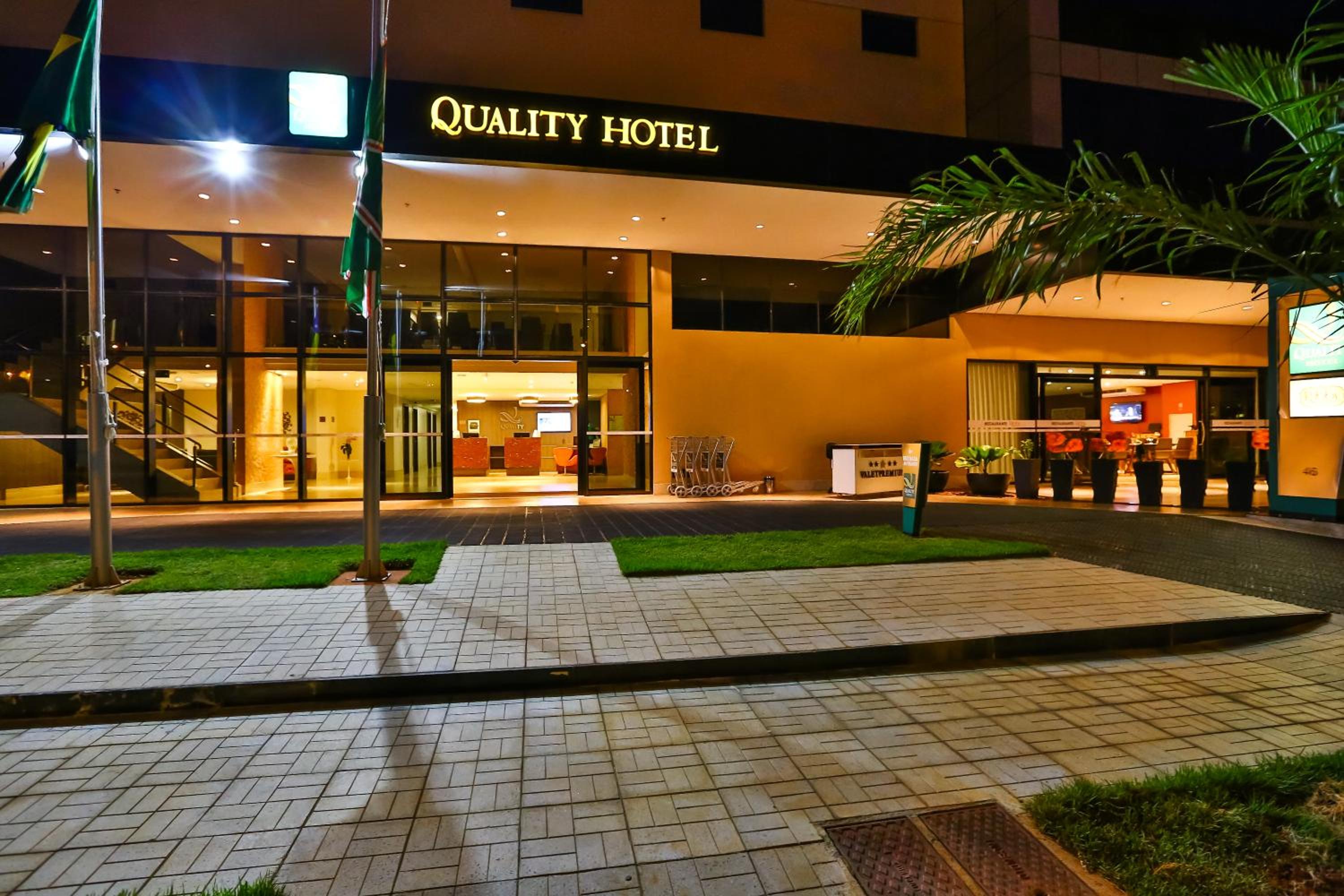 Hotel Quality Hotel Flamboyant - Image 1