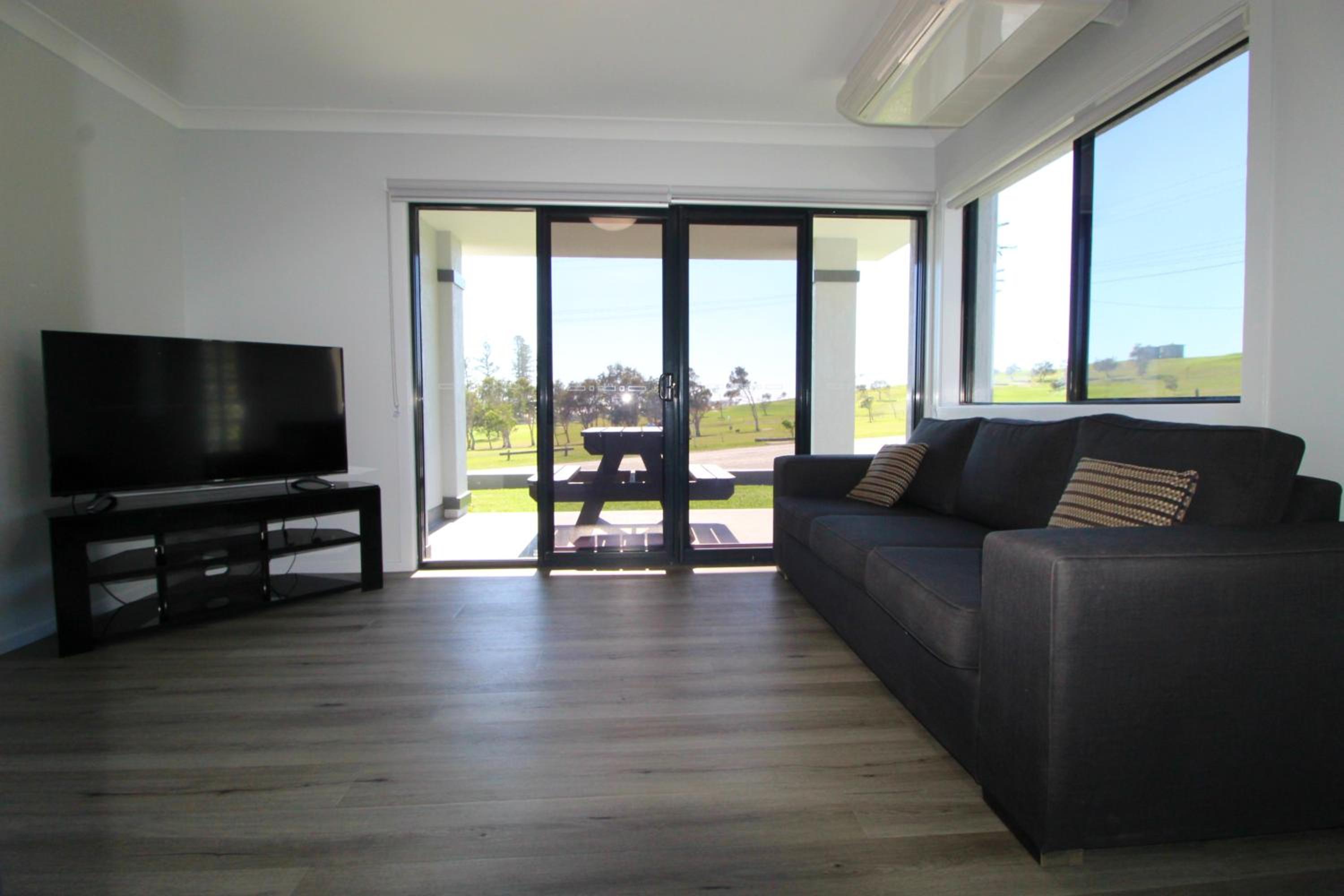 Dolphin Court 2, 1 Gowing Street