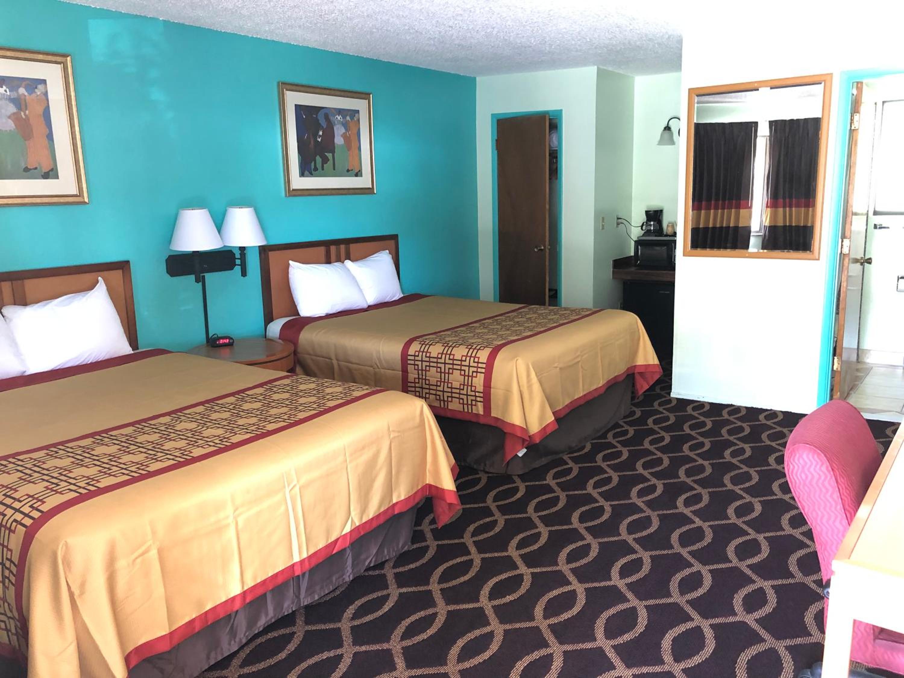Yreka Vacations - Klamath Motor Lodge - Property Image 4