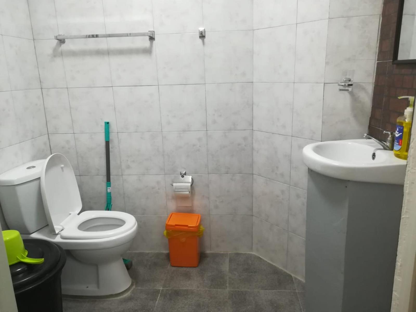 Photo 12