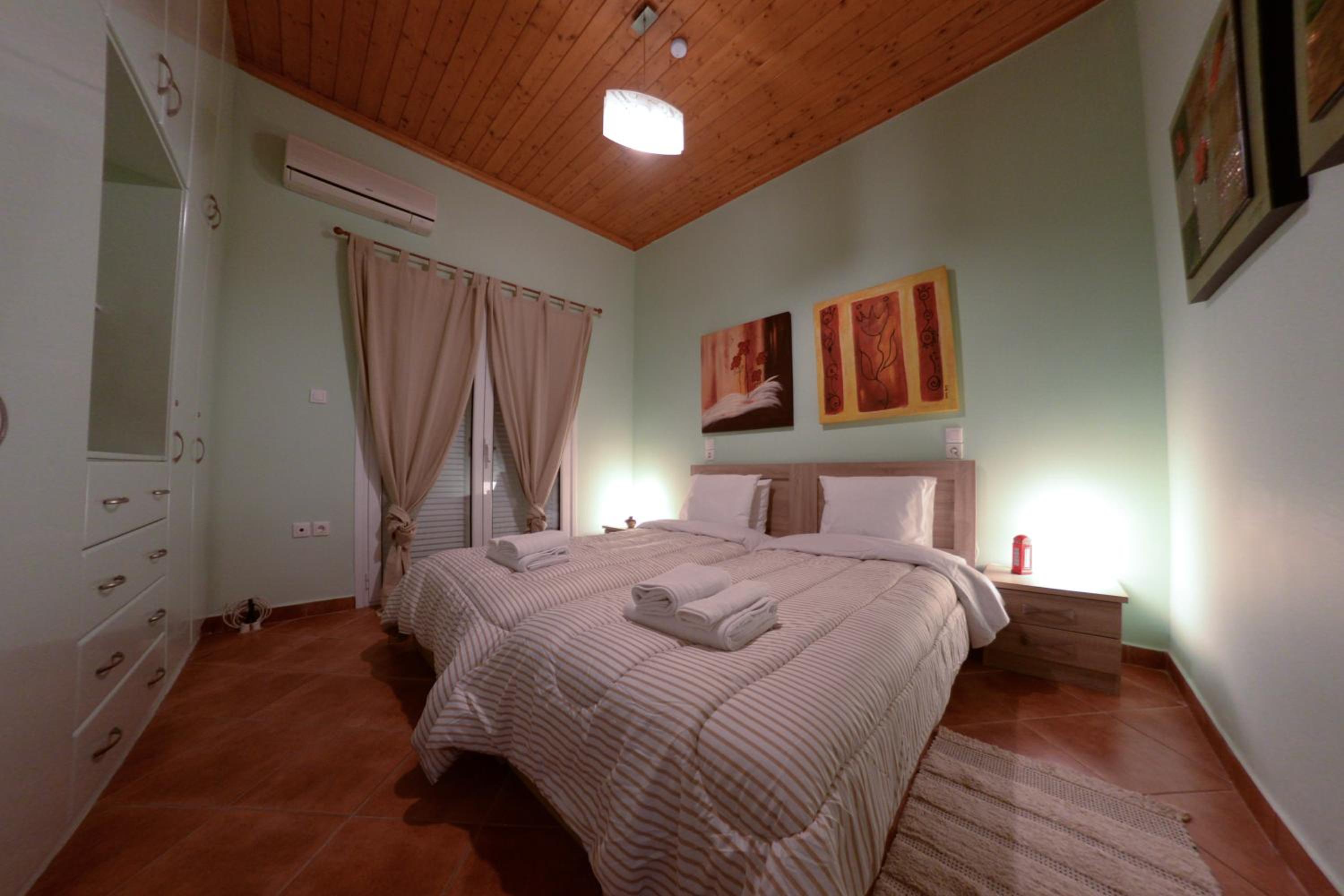 Photo 48