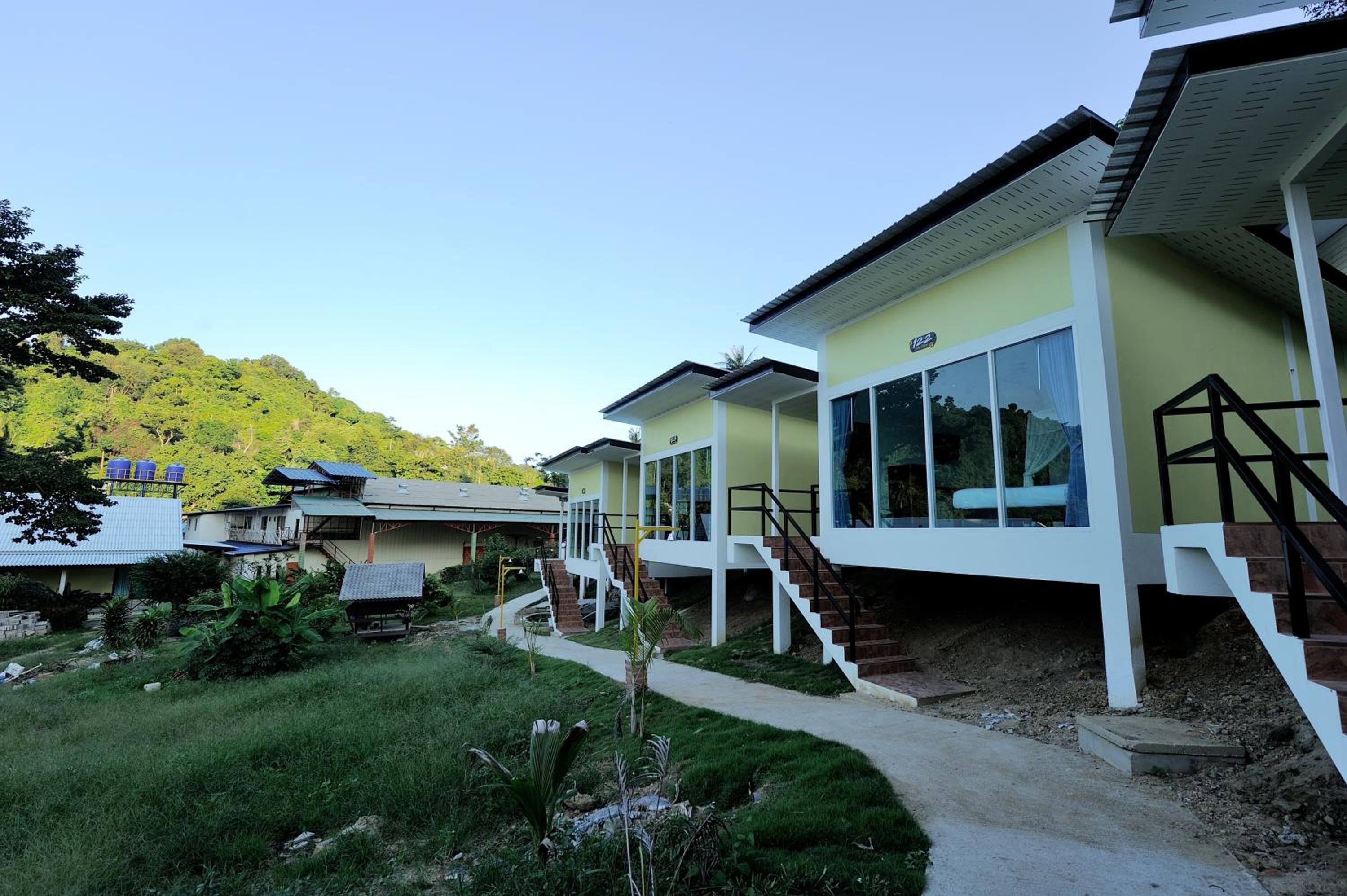 Phi Phi Chang Grand Resort