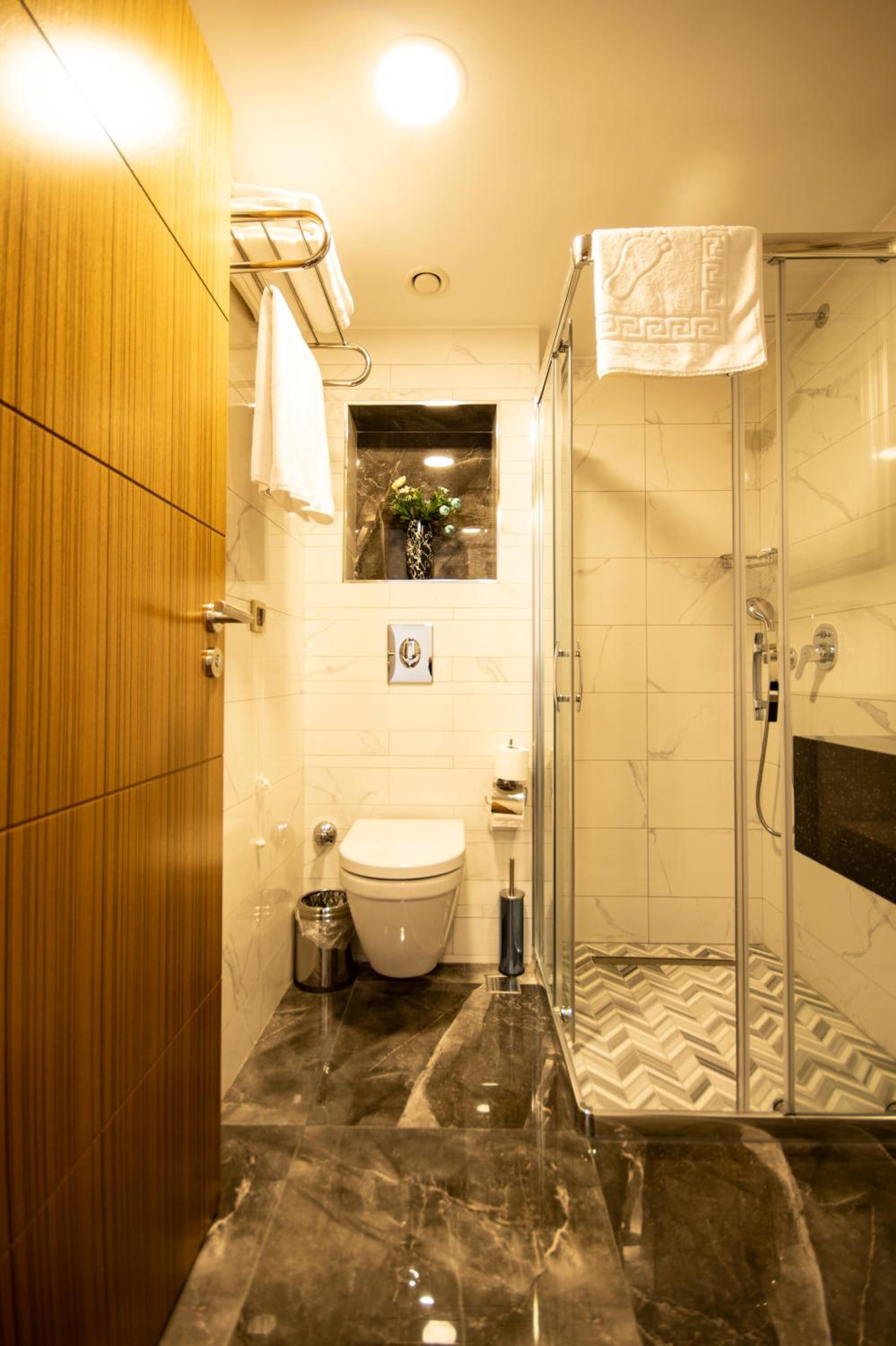 Eliza Otel - Image 11