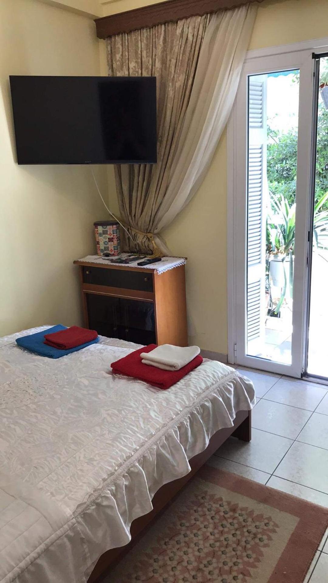 Anna Apartment in Kypseli