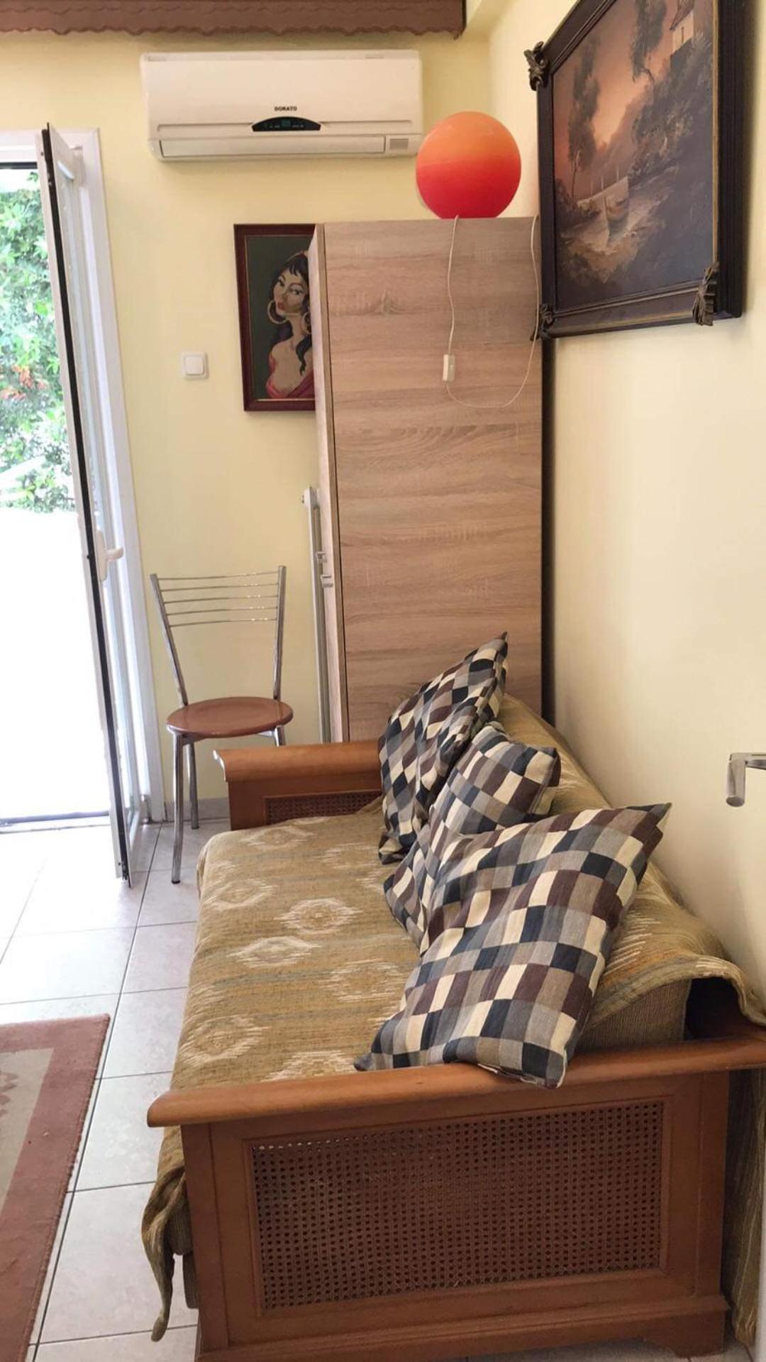 Anna Apartment in Kypseli