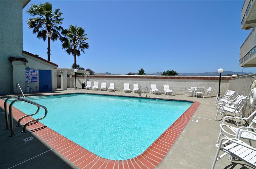 Fairfield Vacations - Motel 6-Fairfield, CA - Napa Valley - Property Image 41