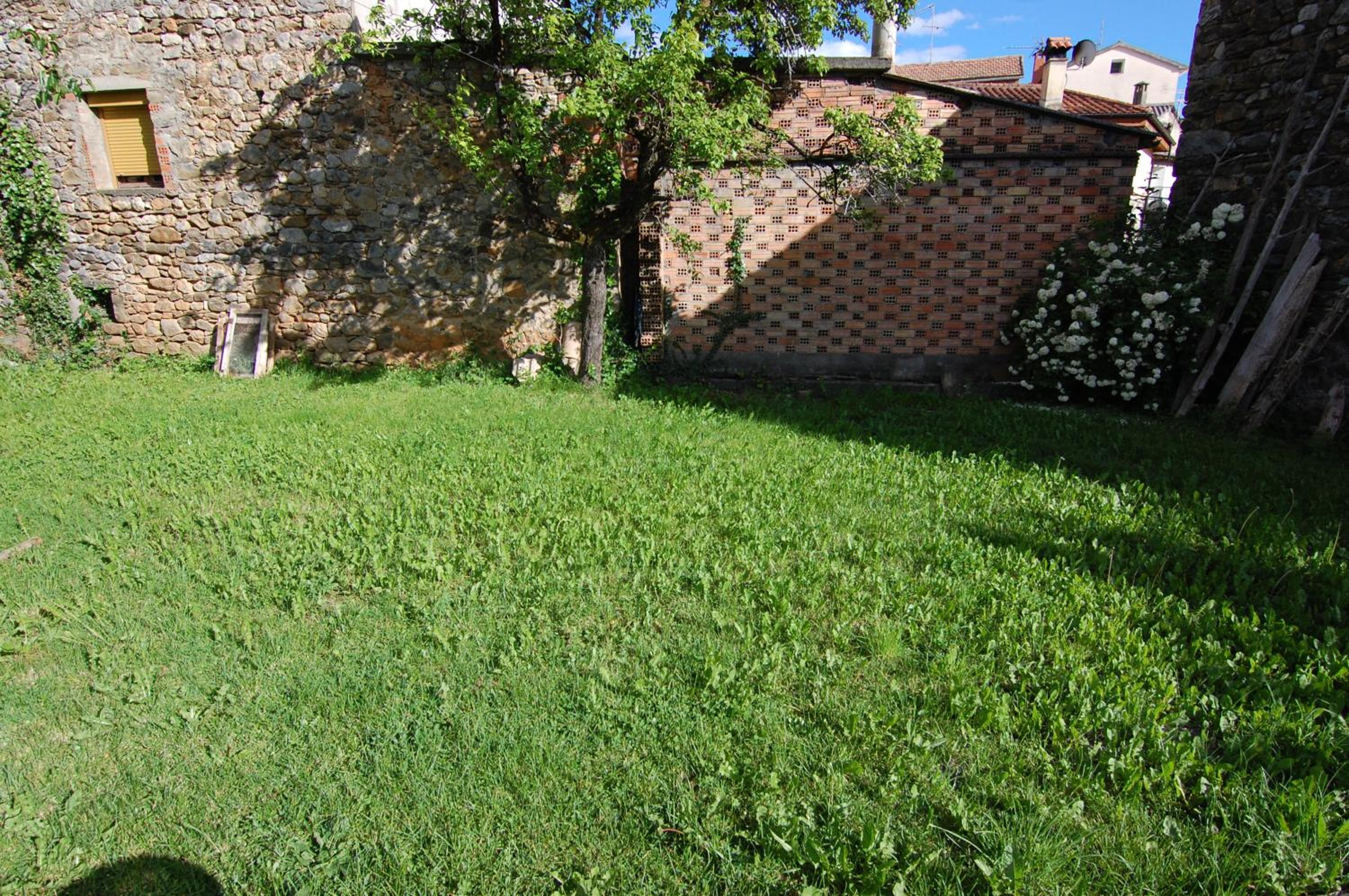 Photo 35