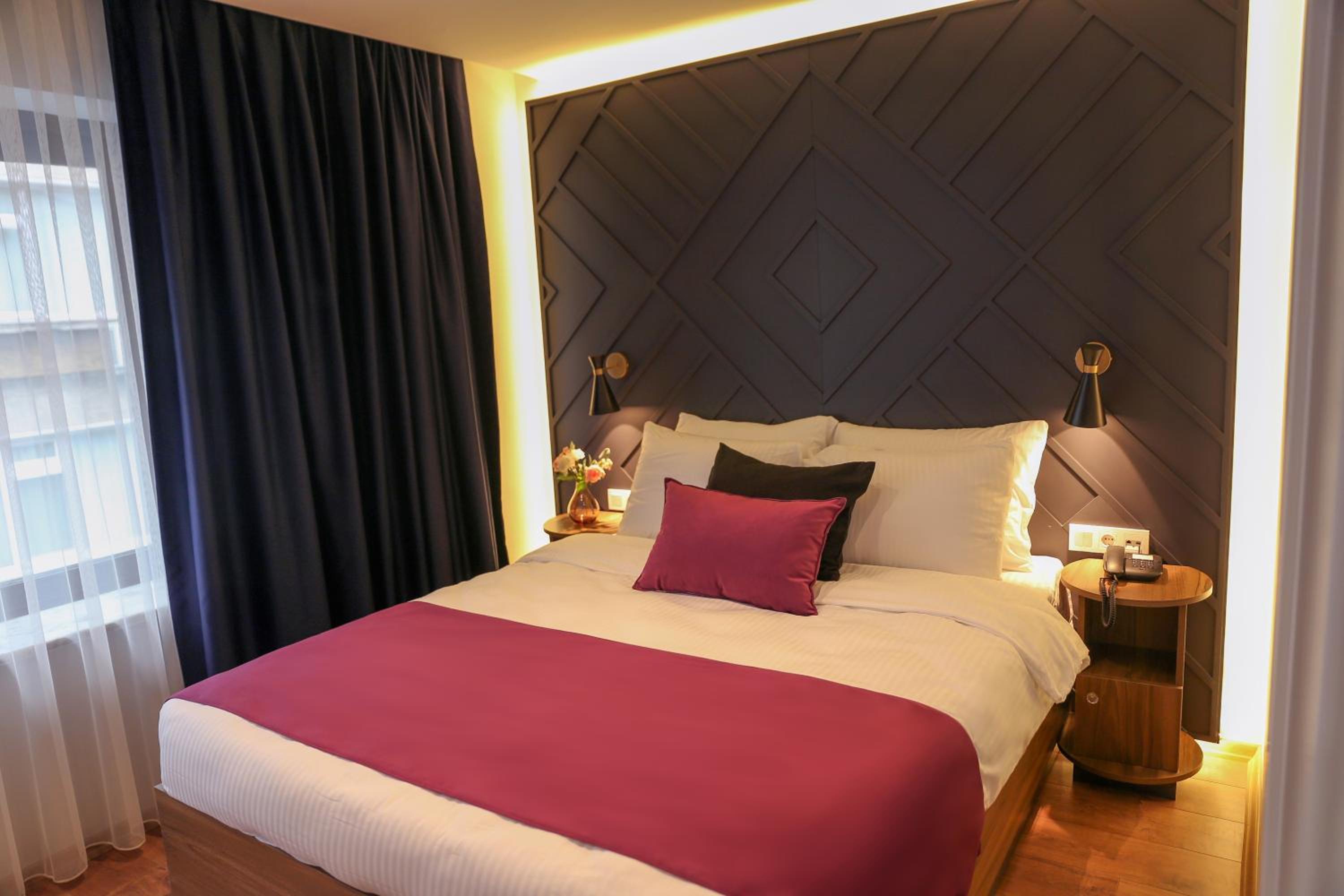 The Roomy Hotel Şişli - Image 21