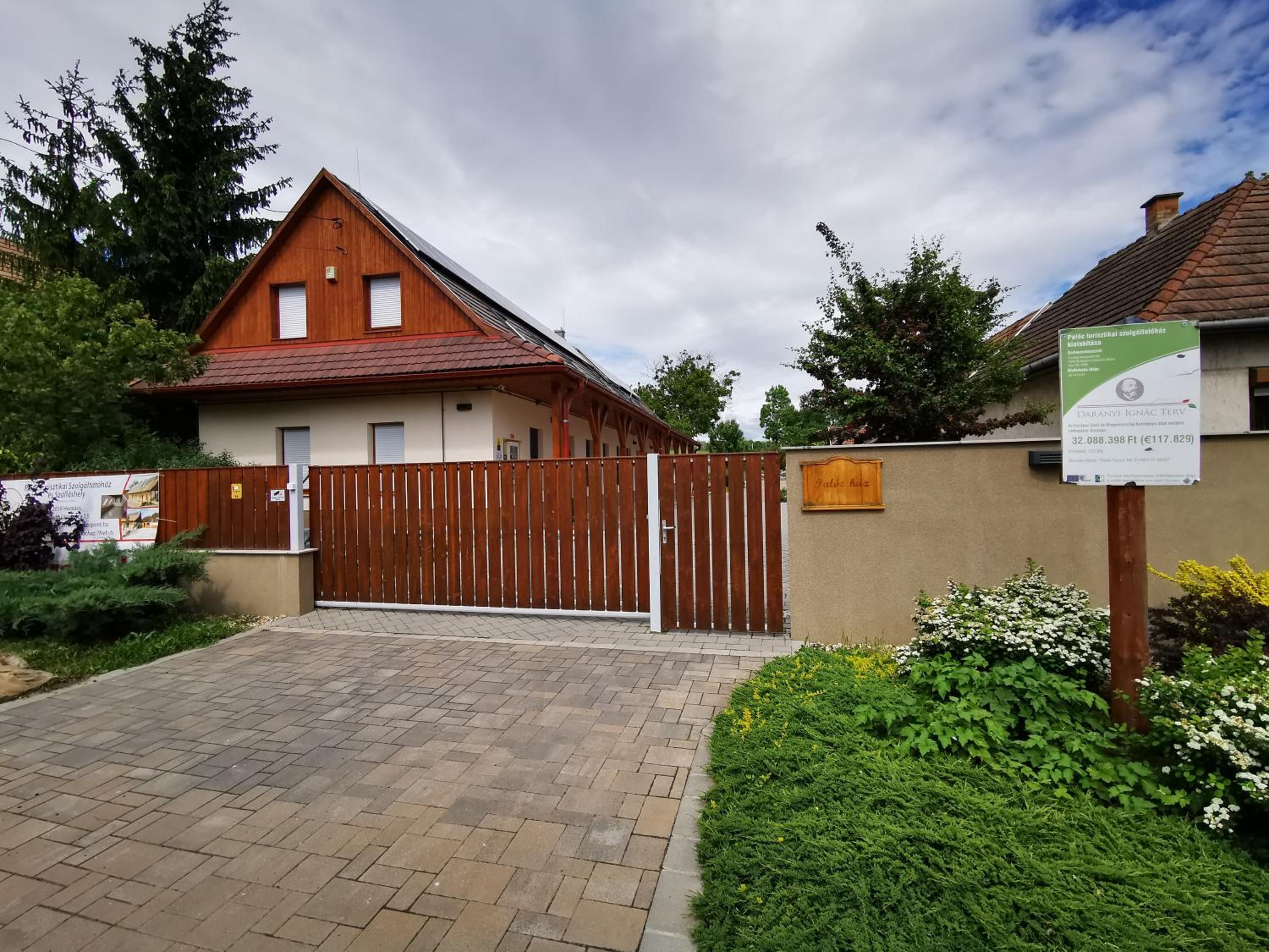 Photo 23