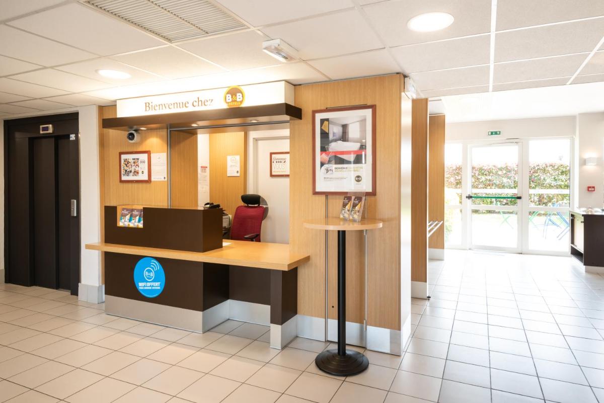 hotel reception