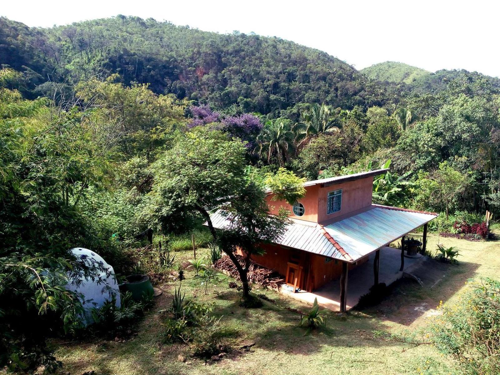 Chalé Sossego e Casa Flora
