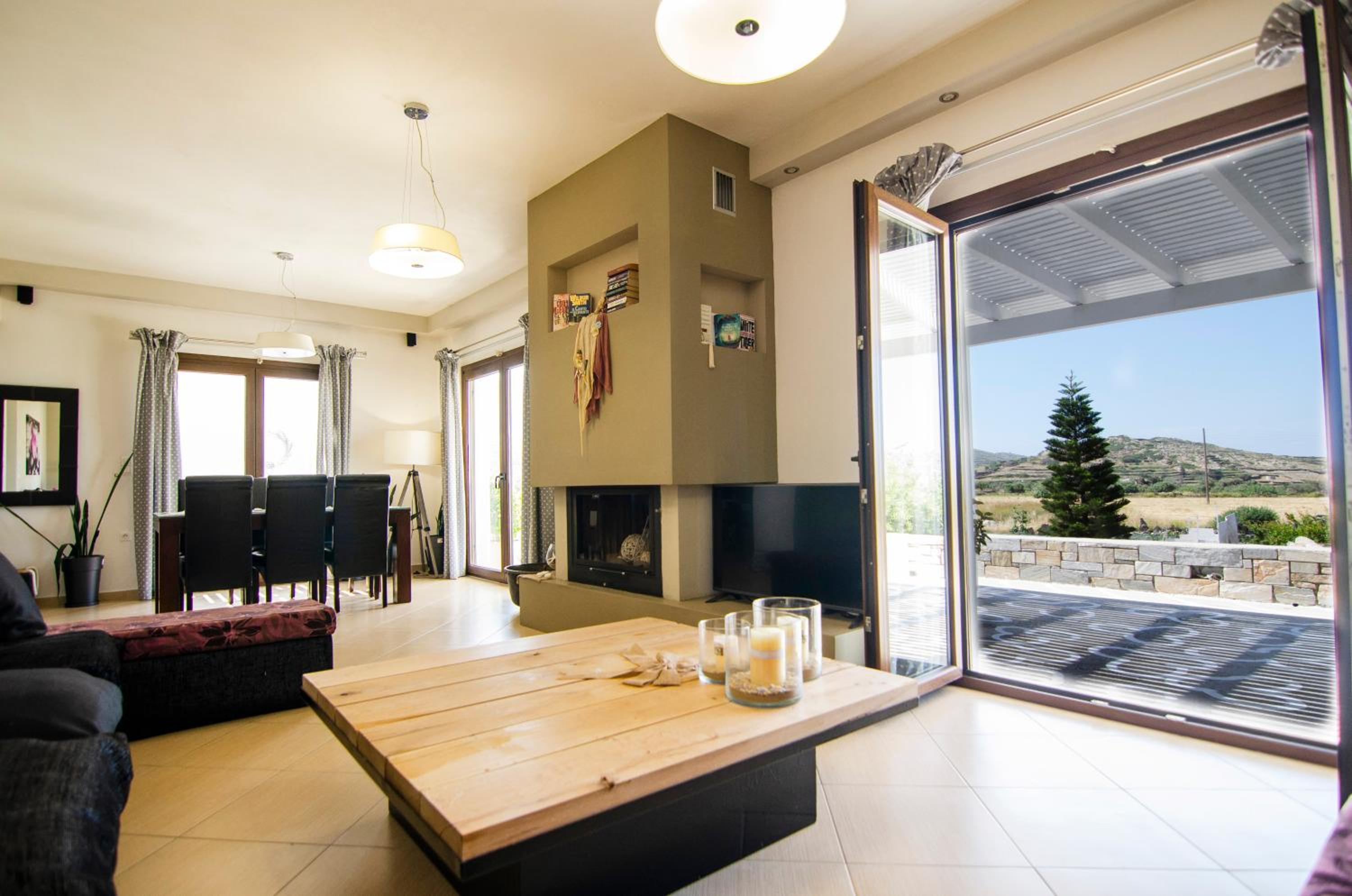 Revery Villa & House