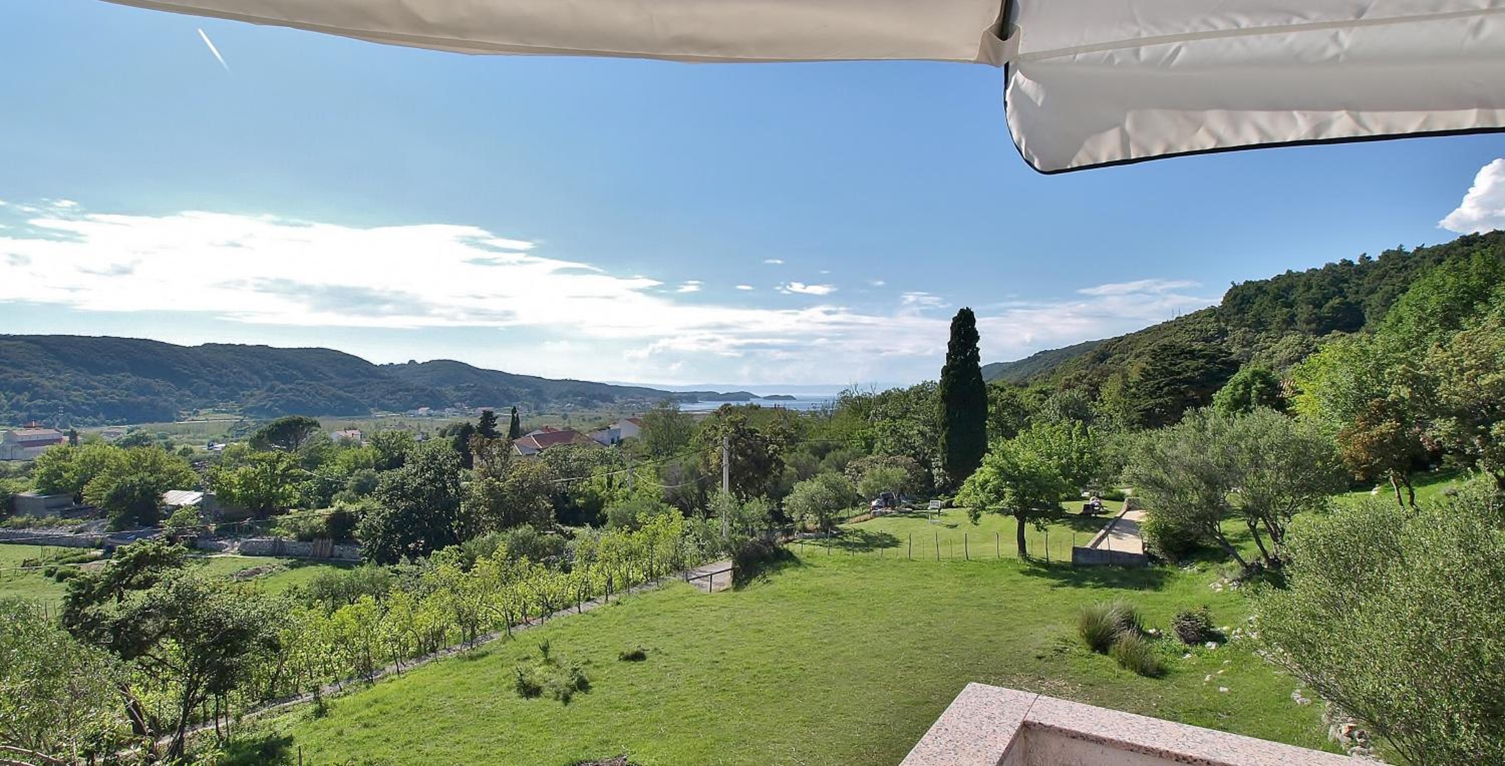 Apartman Biserka view 2