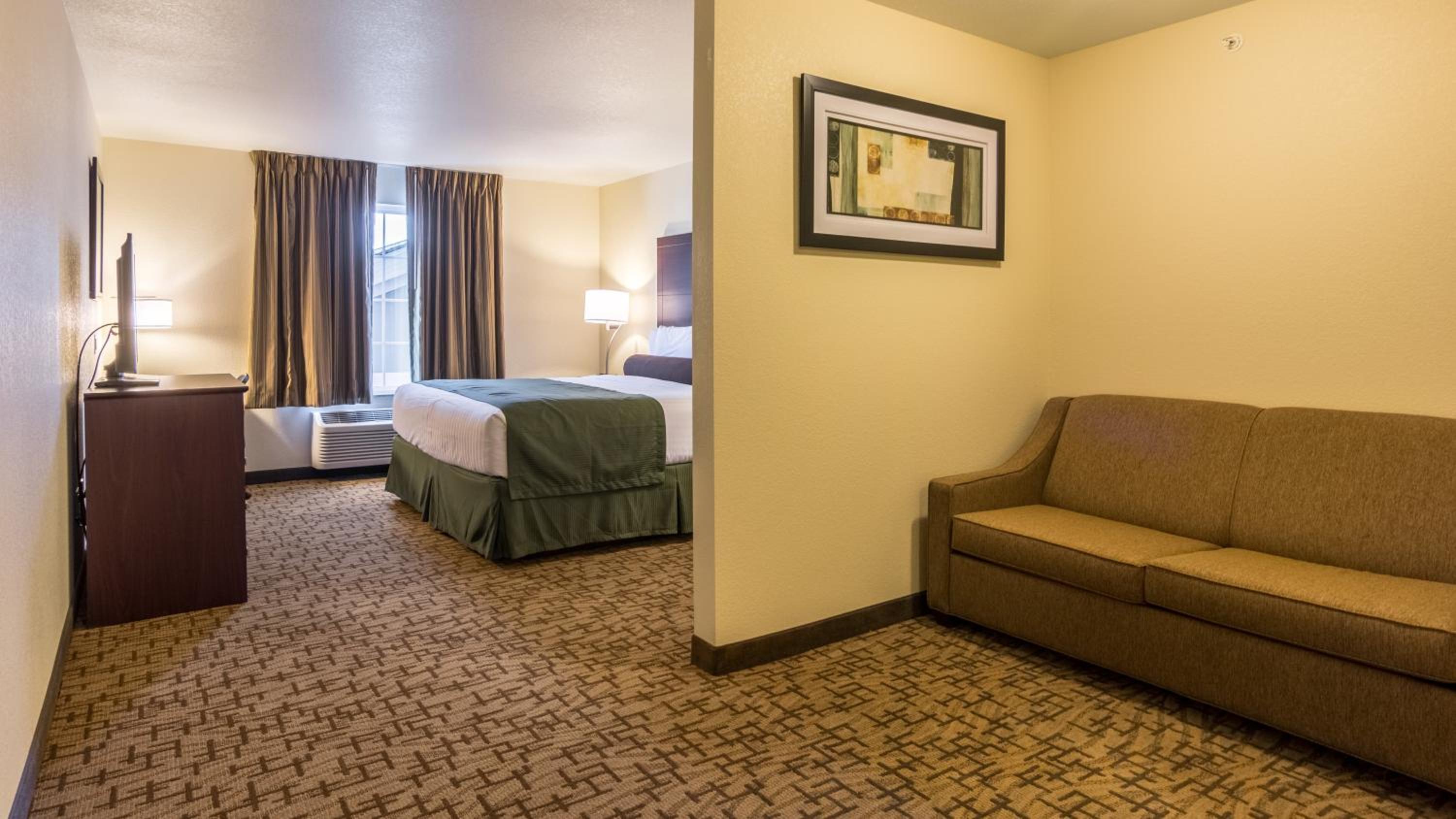 Greenville Vacations - Cobblestone Hotel  Suites - Greenville - Property Image 3