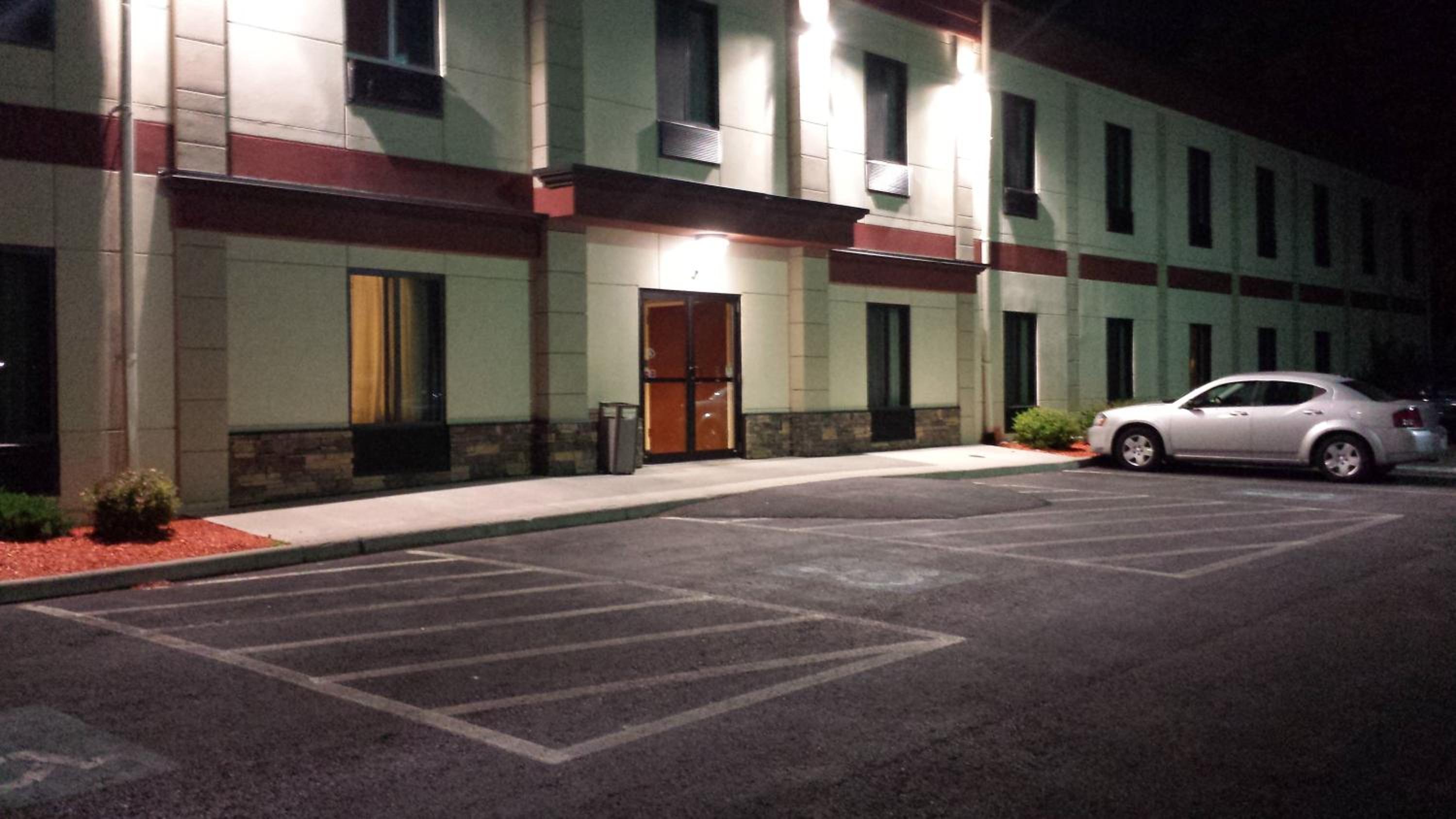 Pleasant Night Inn Carthage Near Fort Drum