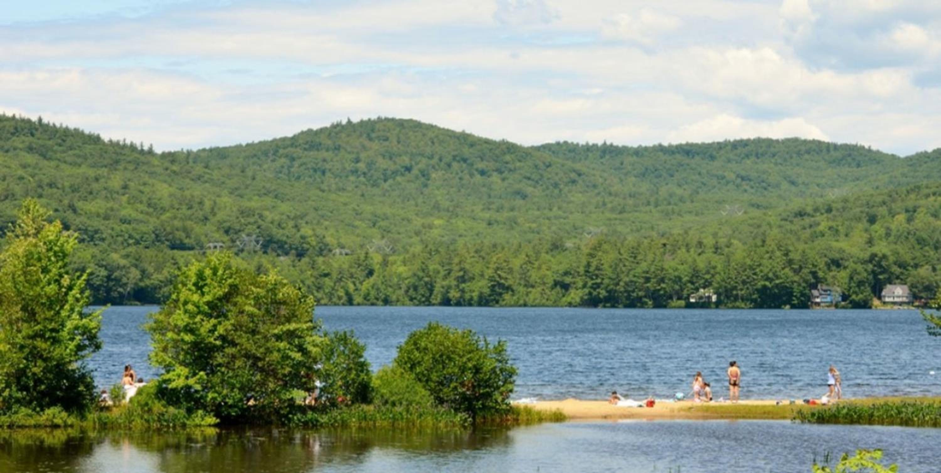 Highland Lake Inn