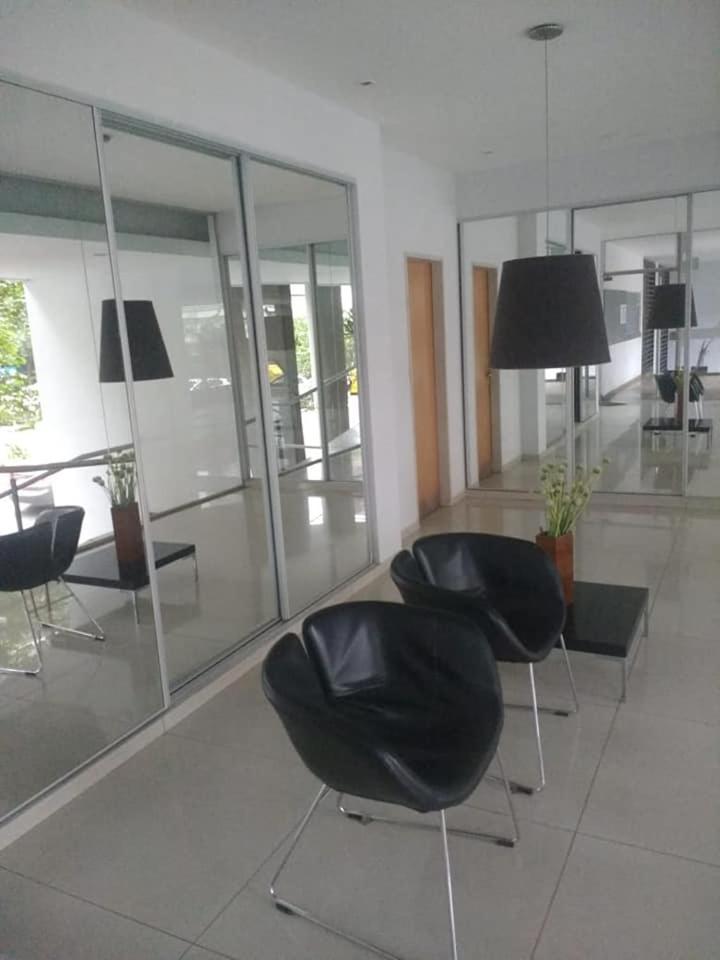 Bello Departamento 2 Habitaciones, Barrio Norte