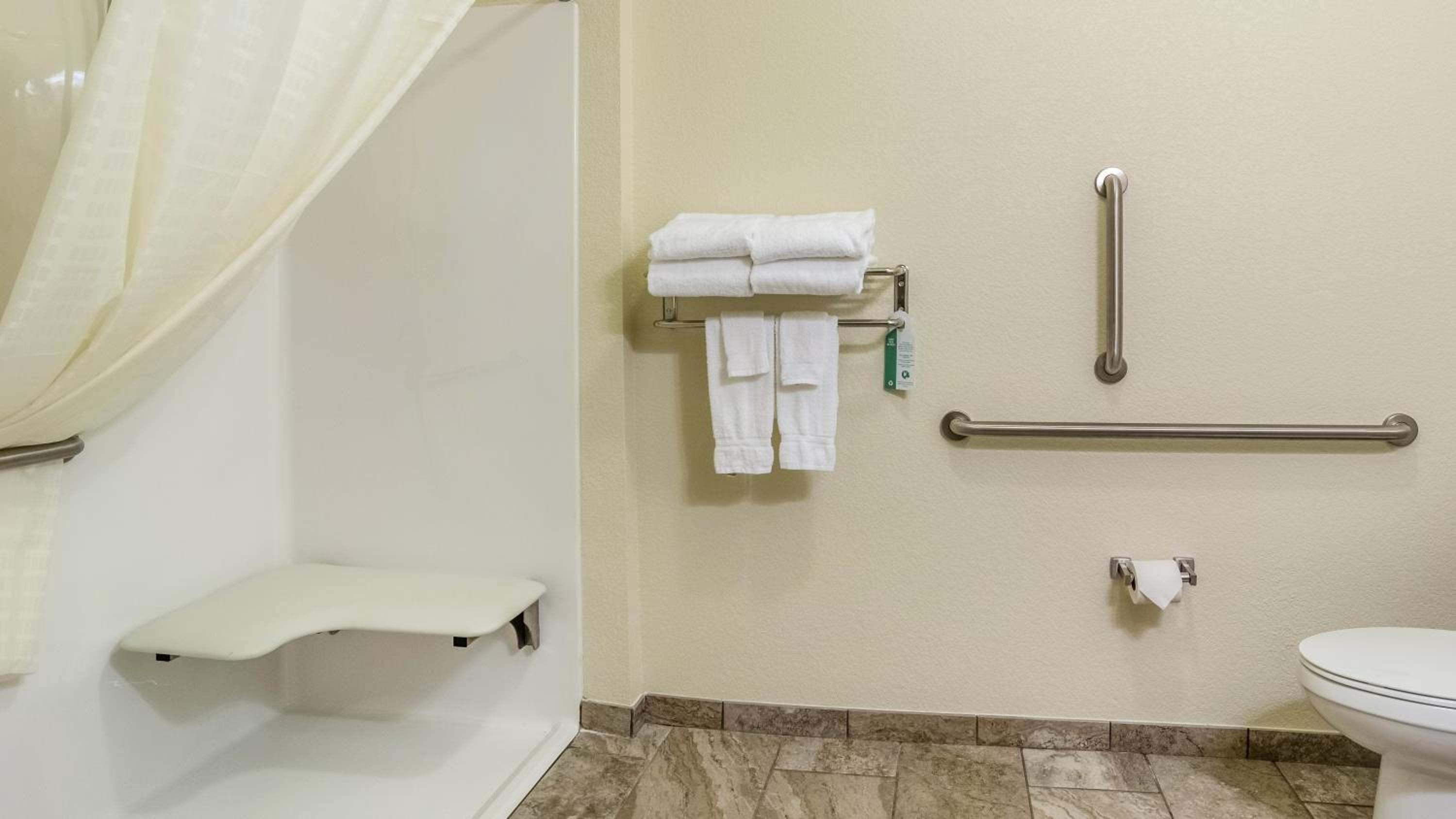 Cobblestone Inn & Suites Steele