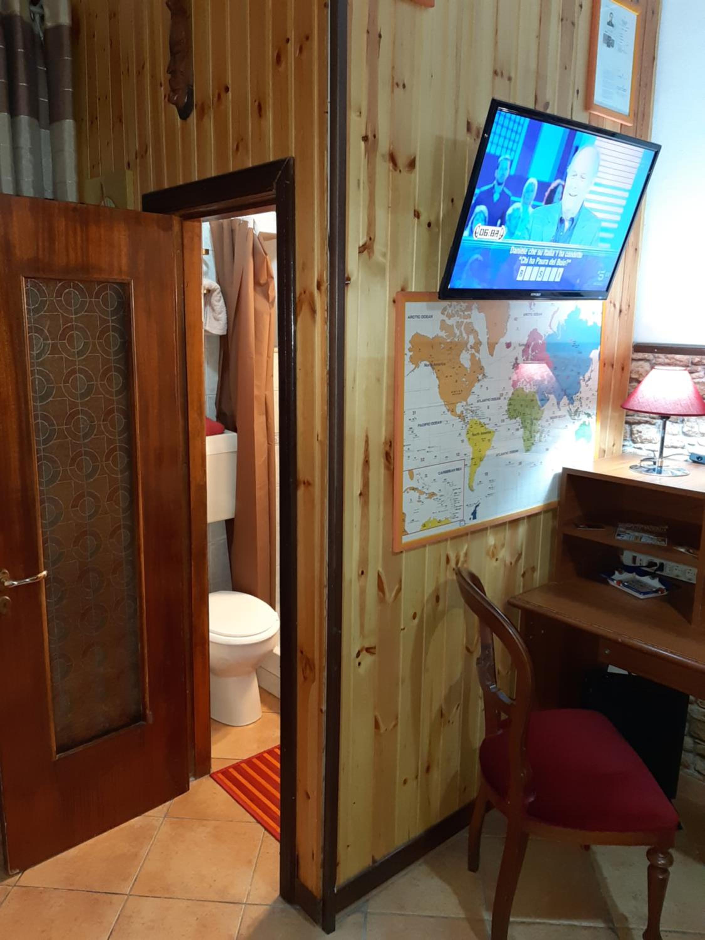 hotel room