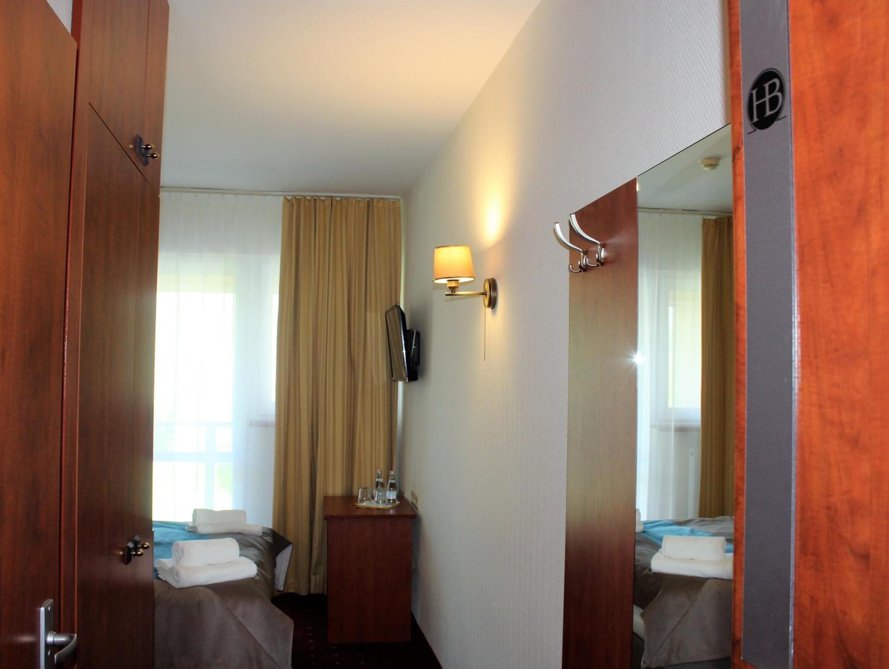 Hotel Biały en Wałbrzych — hotel room